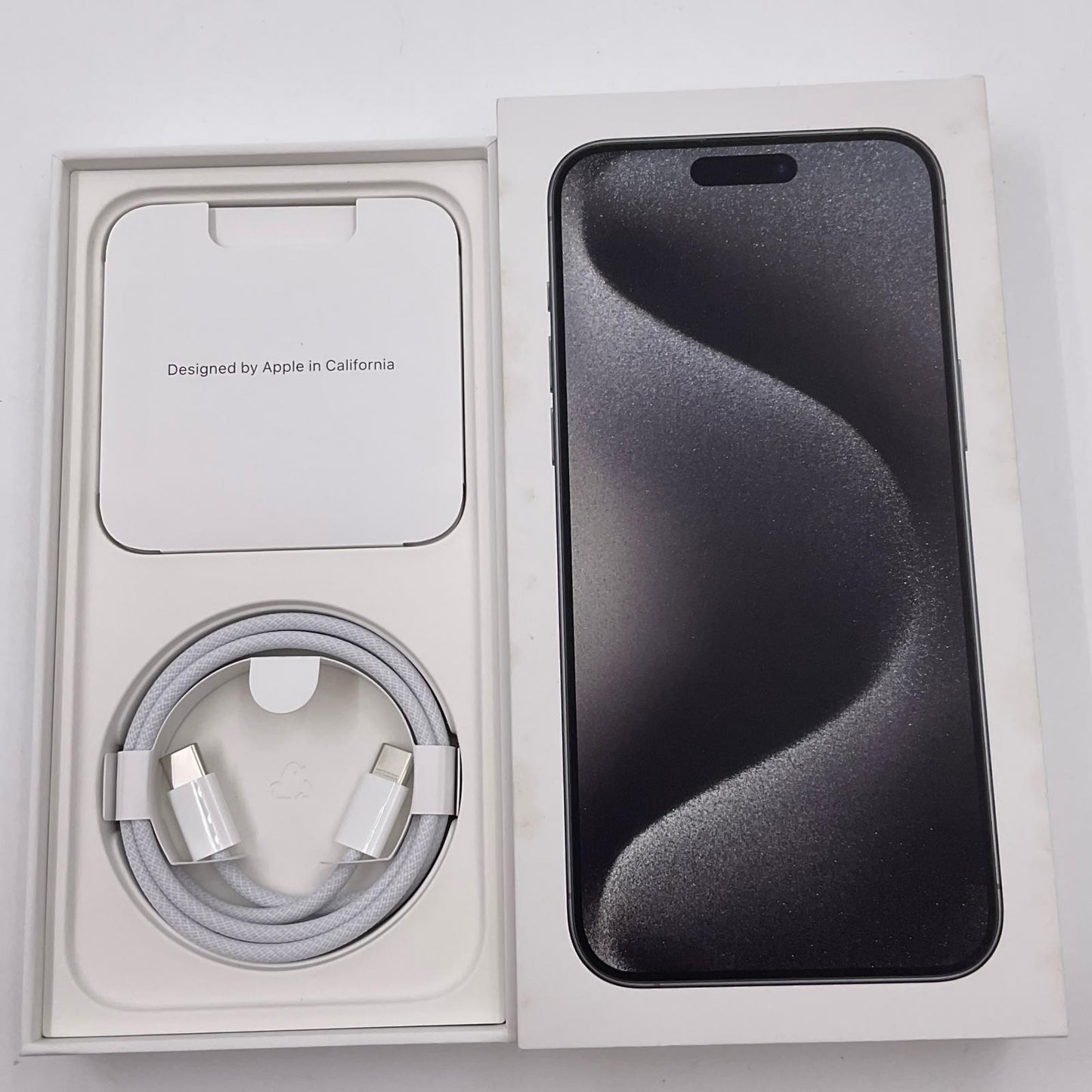 【全額返金保証】【最速発送】Apple iPhone iPhone 15 Pro Max 512GB ブラックチタニウム SIMフリー 白ロム 美品 動作確認済 93%