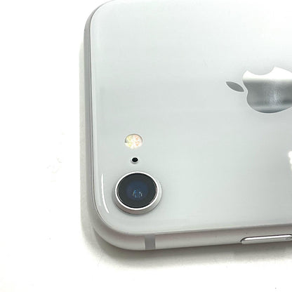 【全額返金保証】【最速発送】Apple iPhone iPhone 8 128GB シルバー au SIMフリー 白ロム 動作確認済 85%