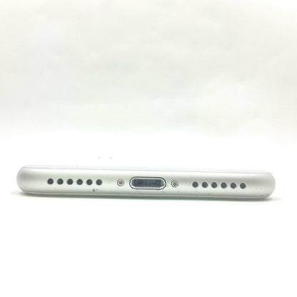 【全額返金保証】【最速発送】Apple iPhone iPhone 8 128GB シルバー au SIMフリー 白ロム 動作確認済 85%