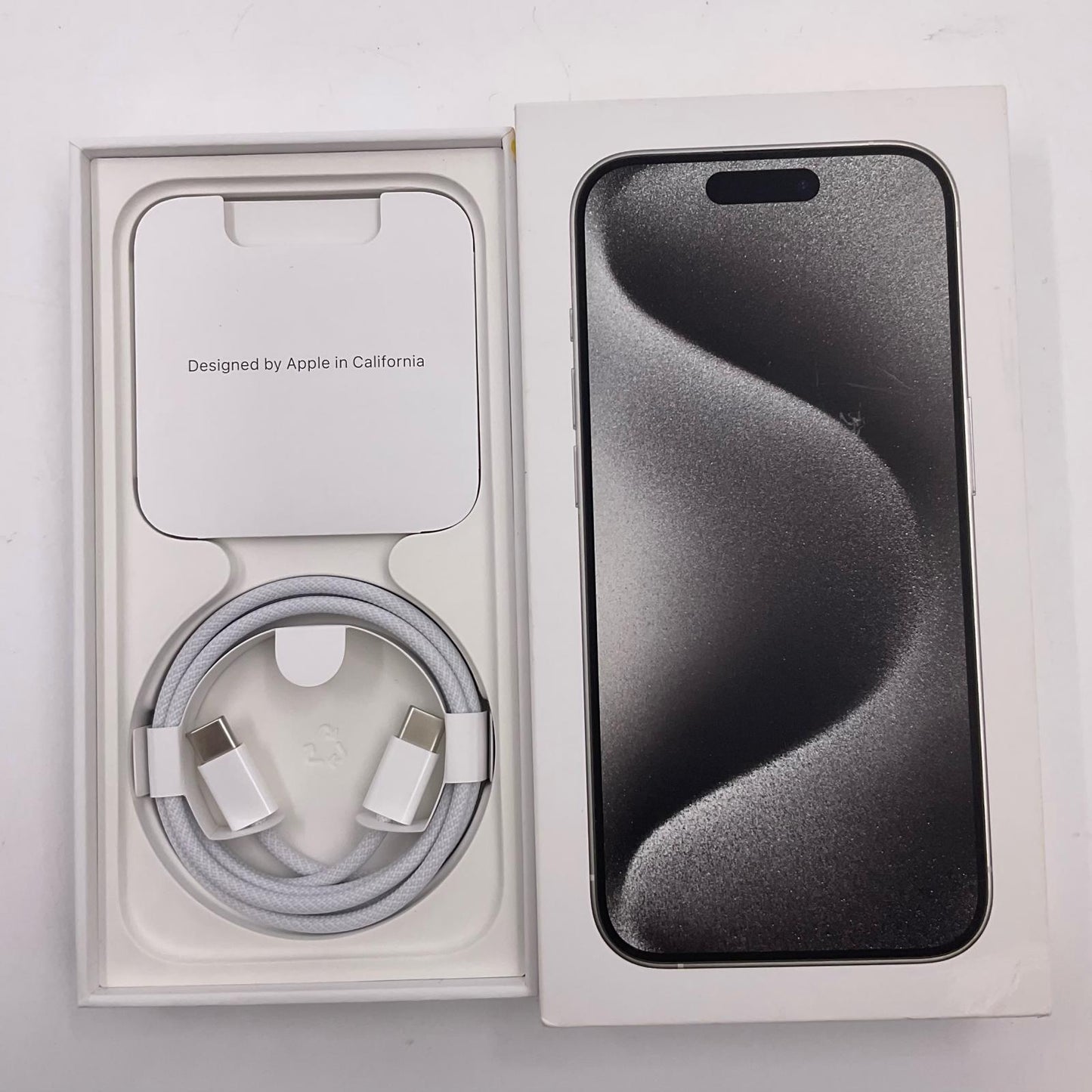 【全額返金保証】【最速発送】Apple iPhone iPhone 15 Pro 128GB ブラックチタニウム SIMフリー 白ロム 動作確認済 87%