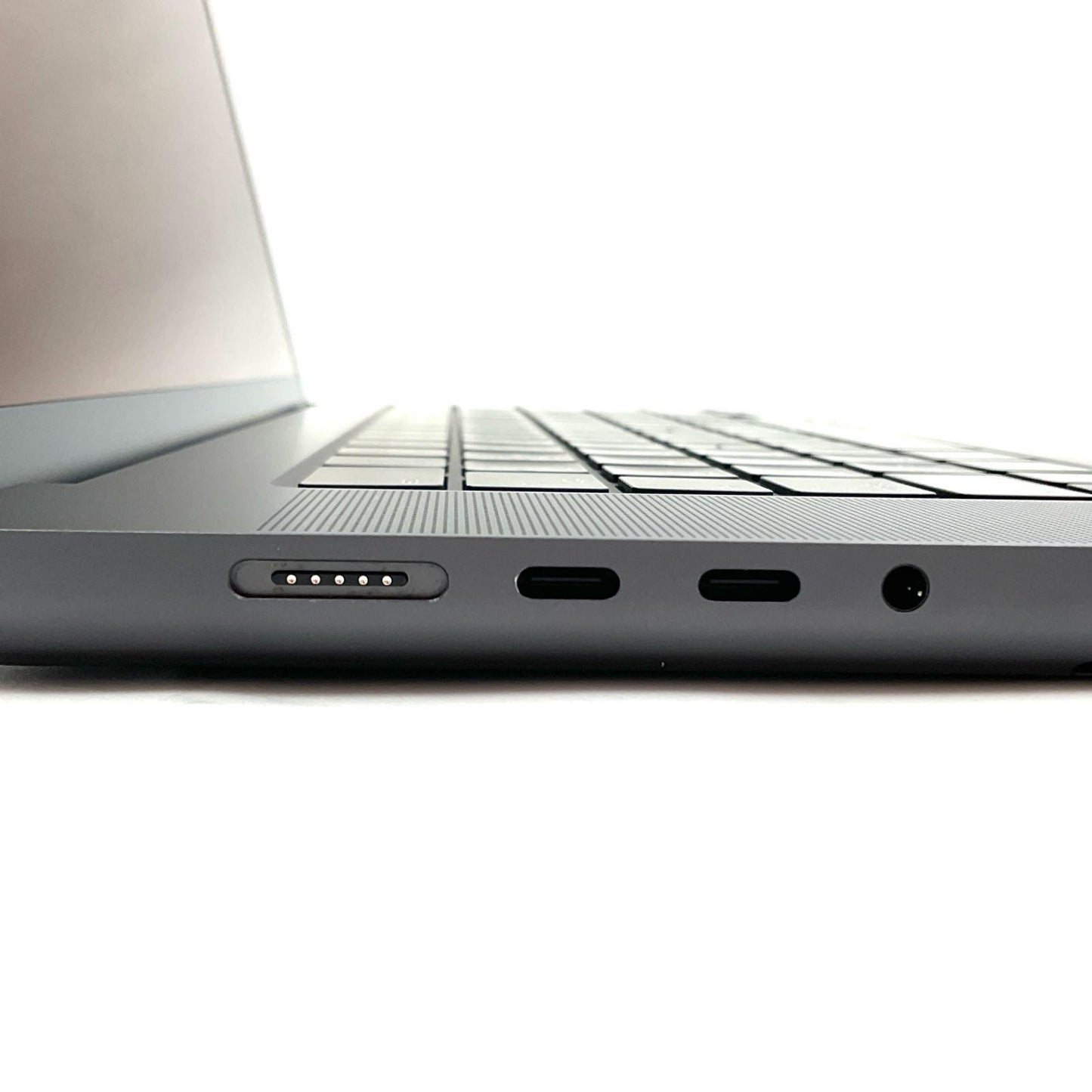 【全額返金保証】【最速発送】Apple MacBook Pro 16インチ 2023 Apple M3 Pro 36GB SSD 1TB スペースブラック 95% 動作確認済