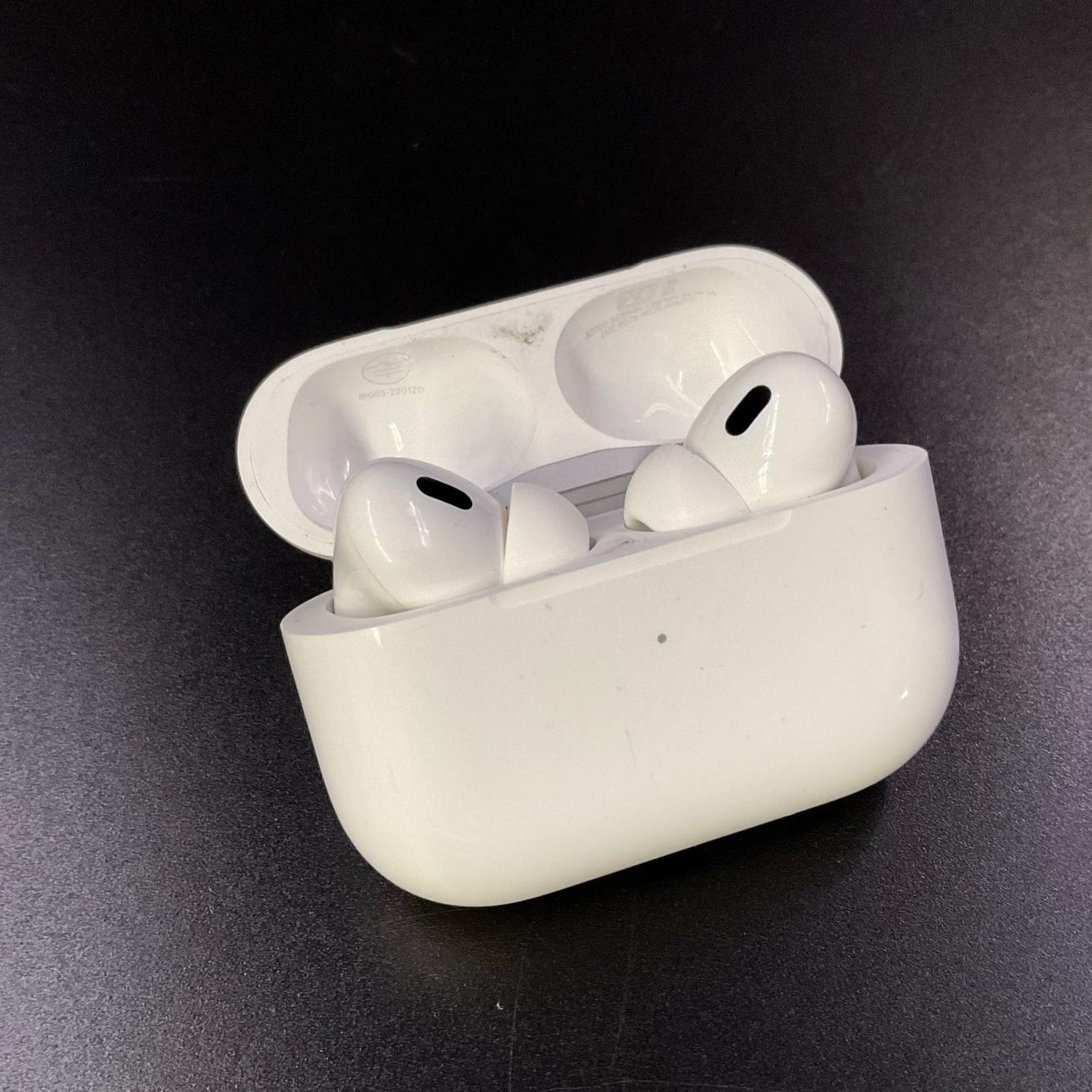 【全額返金保証】【最速発送】Apple AirPods Pro 2 MQD83J/A 動作確認済