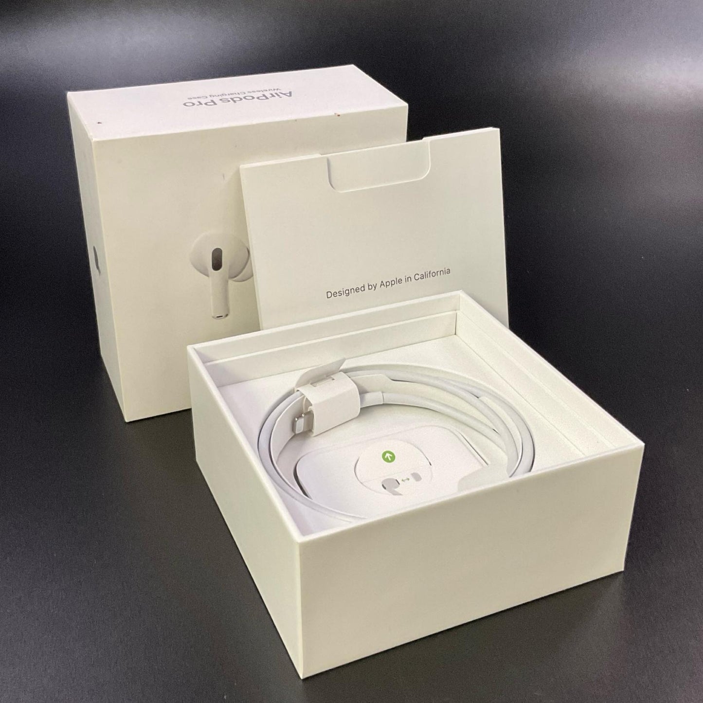 【全額返金保証】【最速発送】Apple AirPods Pro 2 MQD83J/A 動作確認済