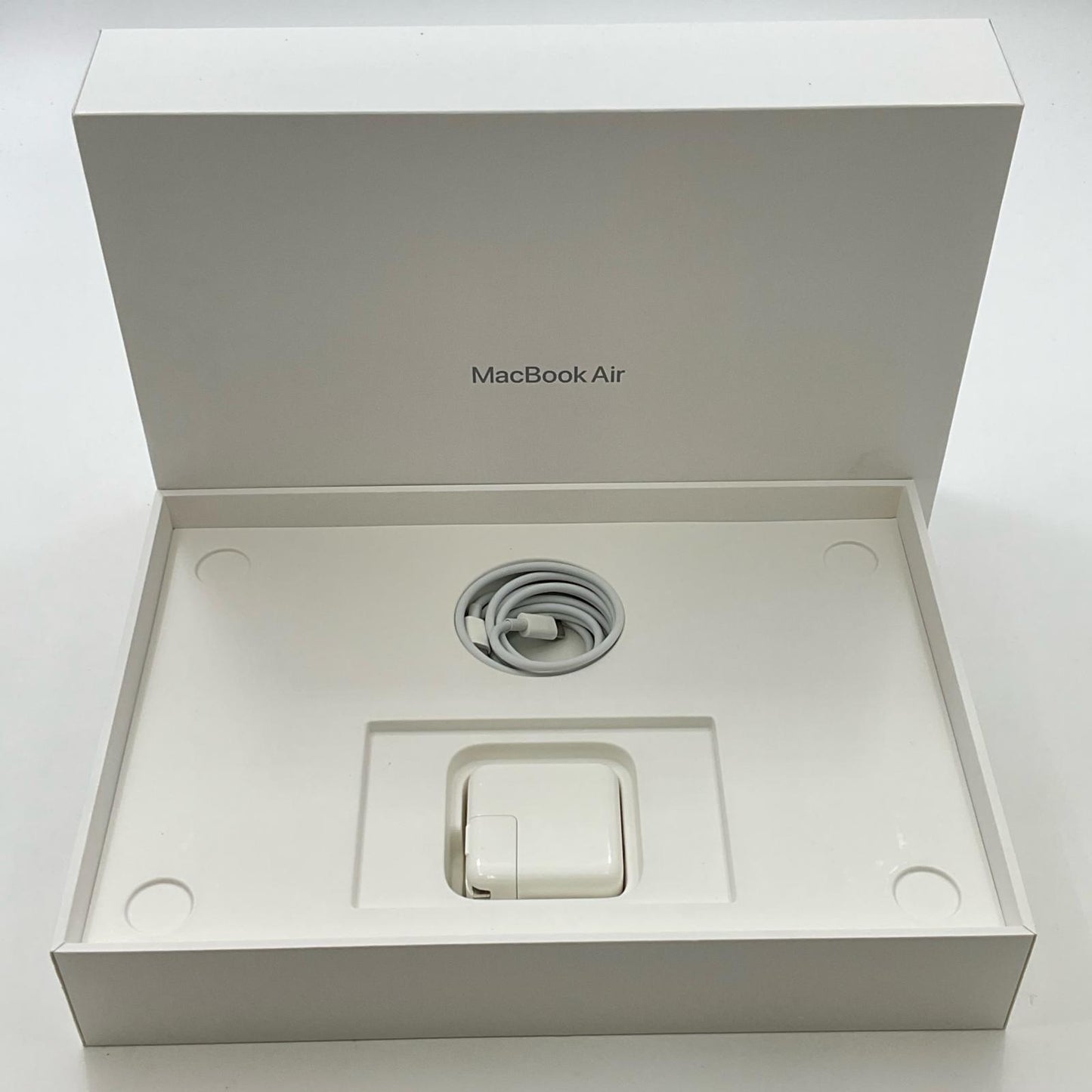 【全額返金保証】【最速発送】Apple MacBook Air 13インチ 2020 Apple M1 8GB M.2 SSD 512GB スペースグレイ 92% 動作確認済