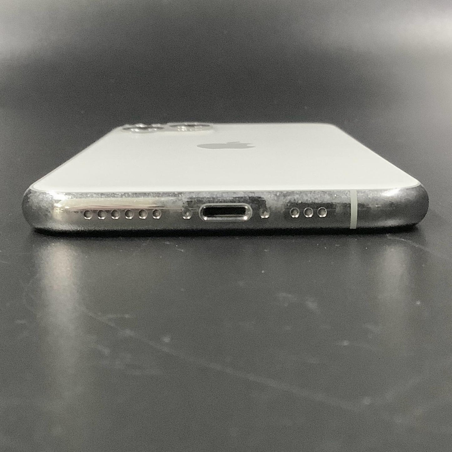 【最速発送】Apple iPhone iPhone 11 Pro 64GB シルバー Softbank SIMフリー 白ロム【難有】 90%