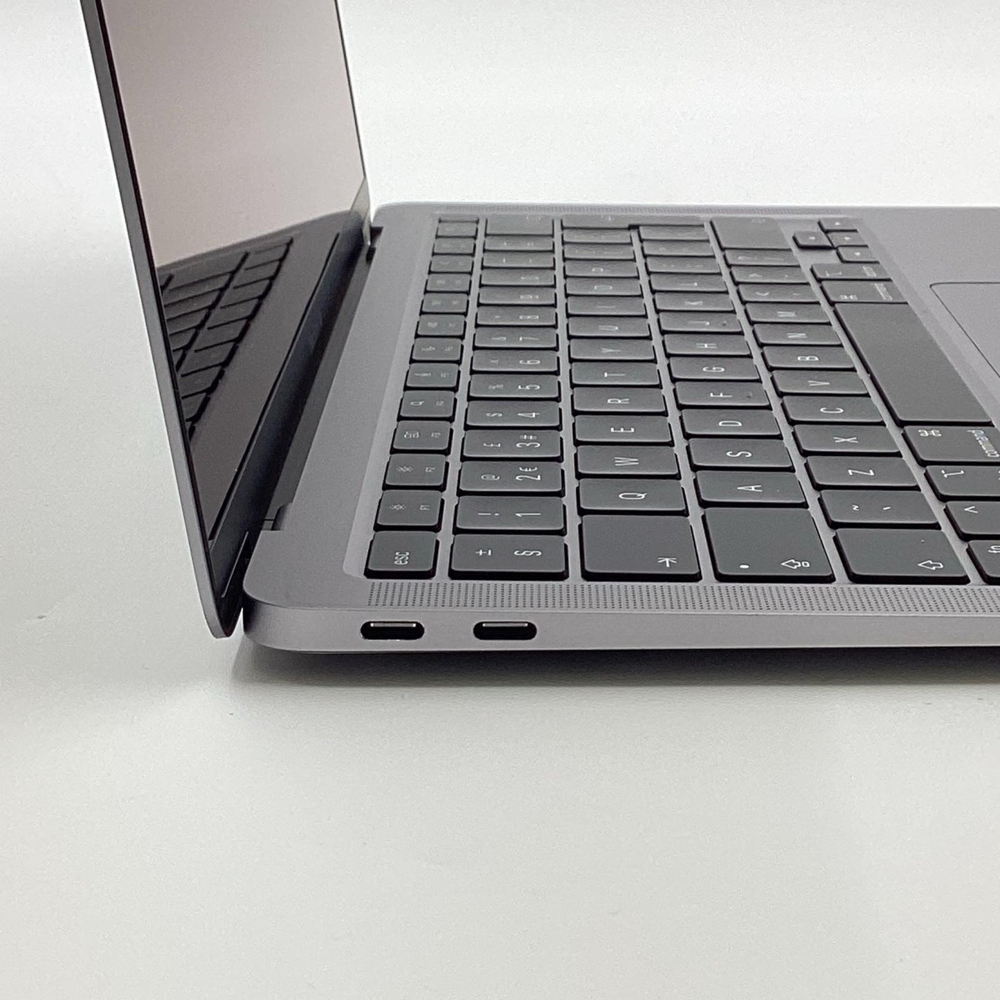 【全額返金保証】【最速発送】Apple MacBook Air 13インチ 2020 Apple M1 8GB SSD 256GB スペースグレイ 90% 動作確認済