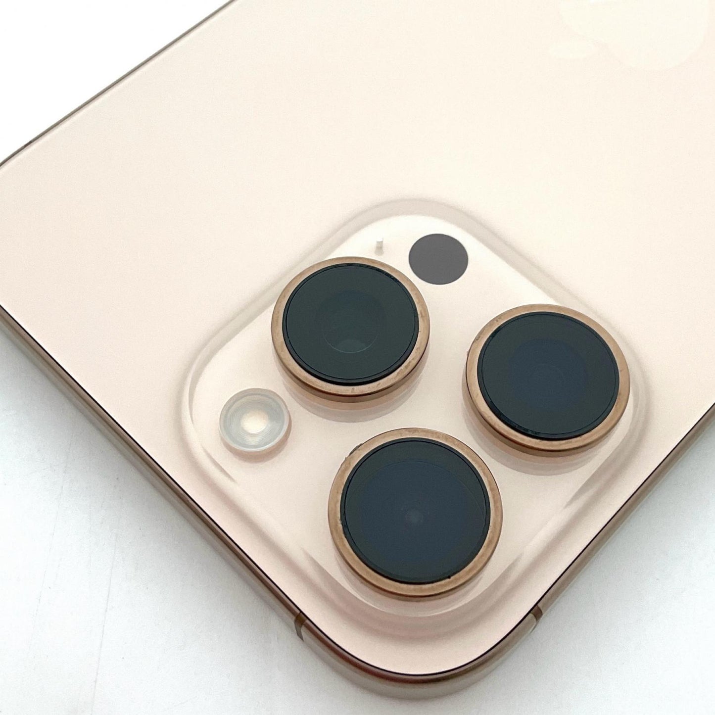【全額返金保証】【最速発送】Apple iPhone iPhone 16 Pro Max 256GB デザートチタニウム SIMフリー 白ロム 超美品 動作確認済 100%