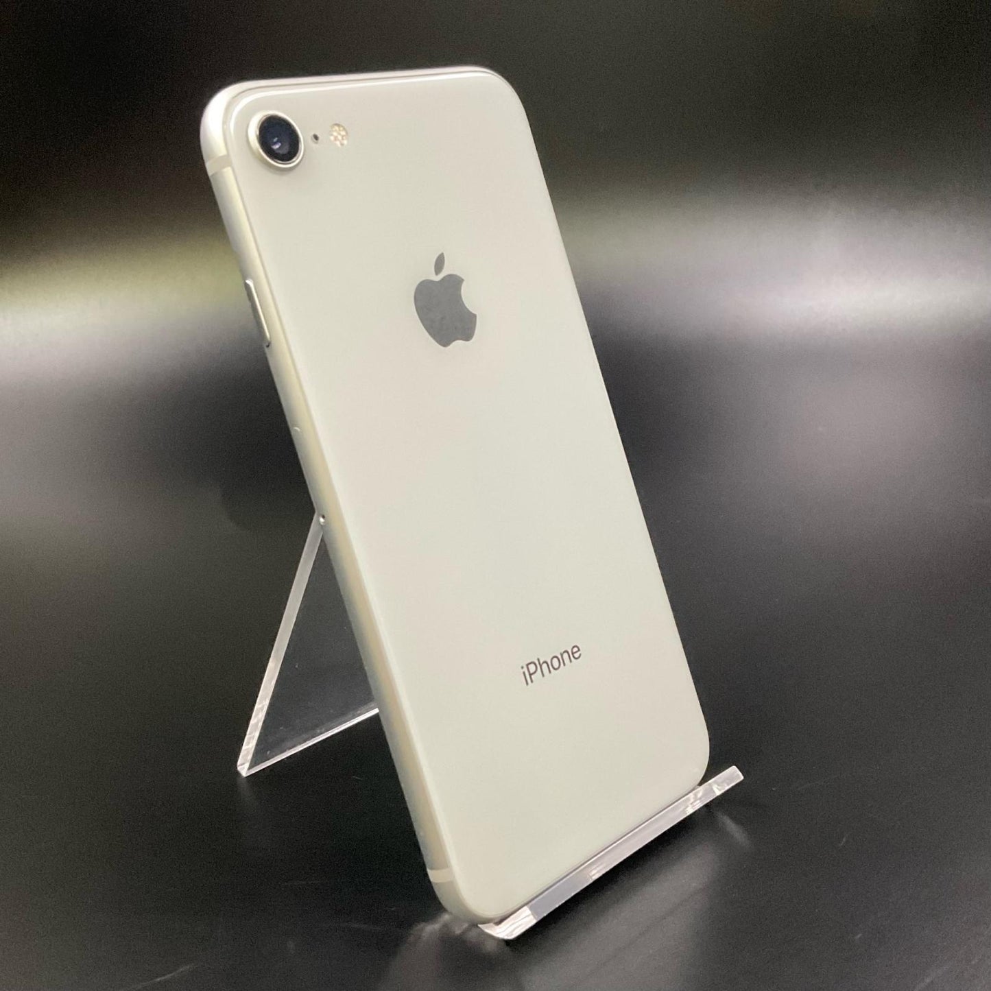【全額返金保証】【最速発送】Apple iPhone iPhone 8 64GB シルバー SIMフリー 白ロム 動作確認済 85%