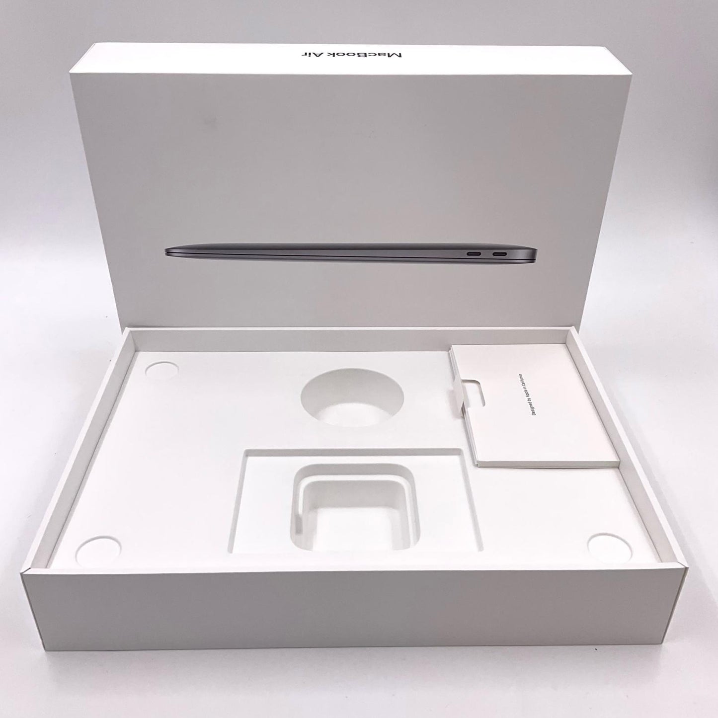 【全額返金保証】【最速発送】Apple MacBook Air 13インチ 2020 Apple M1 8GB SSD 256GB スペースグレイ 98% 動作確認済
