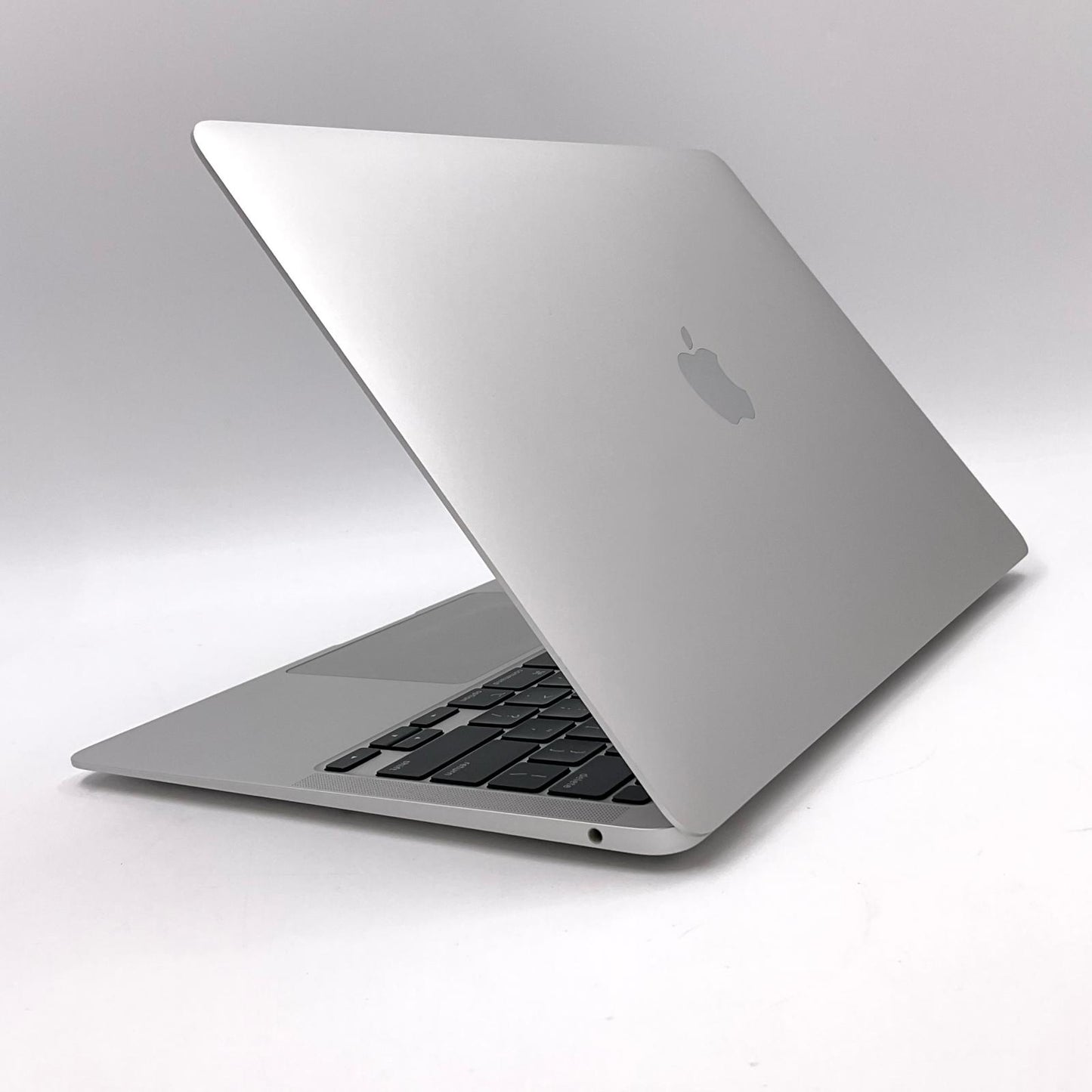 【全額返金保証】【最速発送】Apple MacBook Air 13インチ 2020 Apple M1 16GB M.2 SSD 512GB シルバー 87% 動作確認済