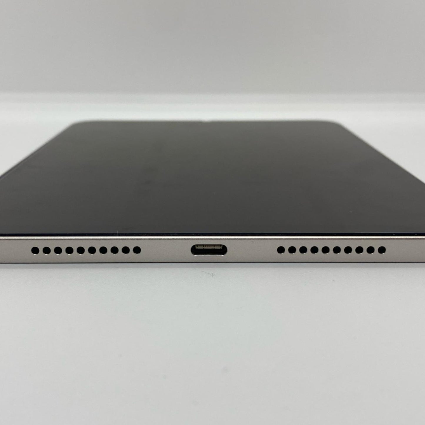 【全額返金保証】【最速発送】Apple iPad mini 8.3インチ 第7世代 256GB 星光色 Wi-Fi 超美品 動作確認済