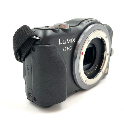 【最速発送】Panasonic デジタル一眼 LUMIX DMC-GF5-K ボディ [エスプリブラック]【難有】