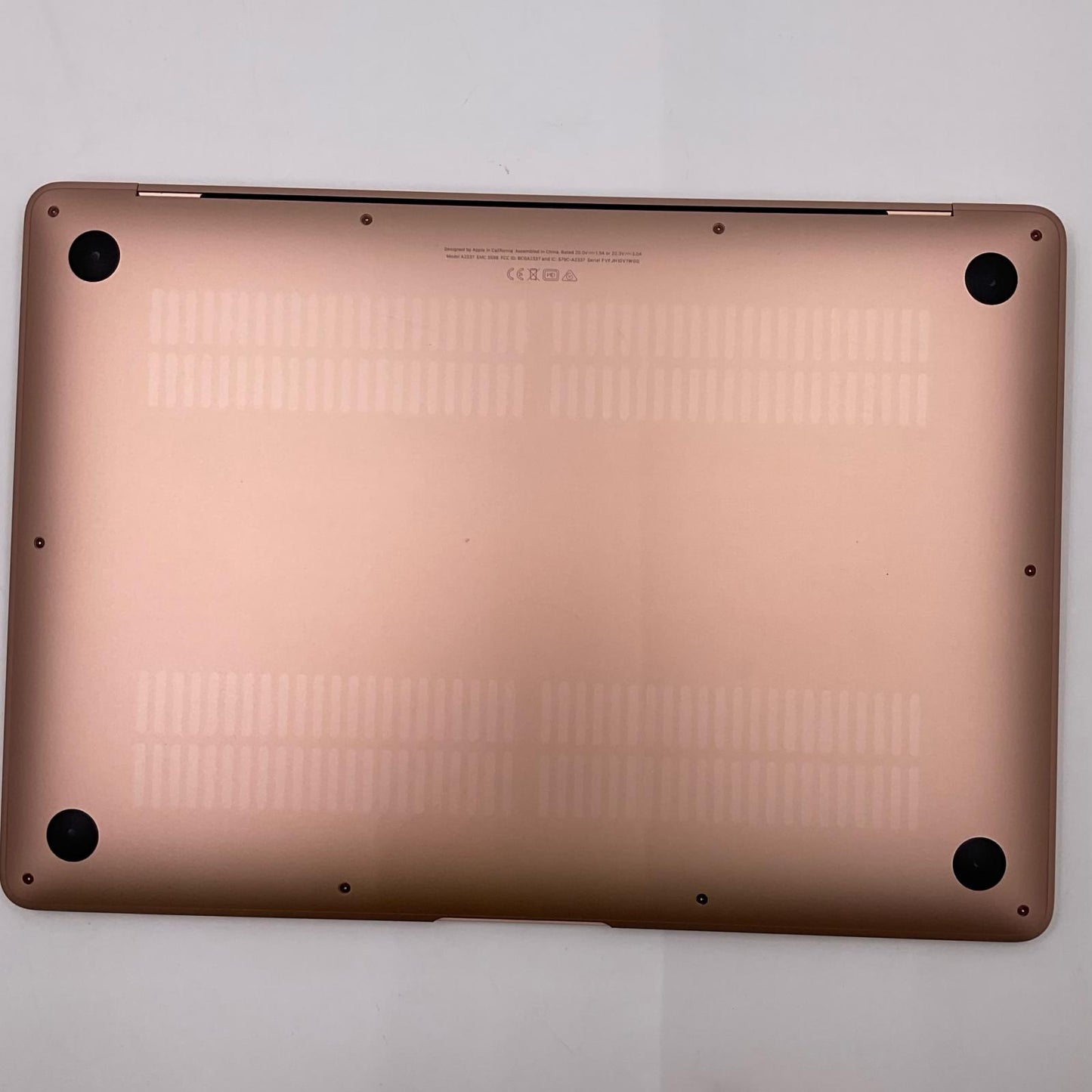 【全額返金保証】【最速発送】Apple MacBook Air 13インチ 2020 Apple M1 16GB M.2 SSD 256GB ゴールド 91% 動作確認済