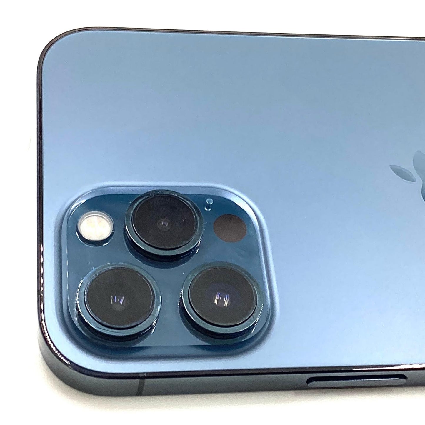 【全額返金保証】【最速発送】Apple iPhone iPhone 12 Pro Max 128GB パシフィックブルー docomo SIMフリー 白ロム 動作確認済 82%