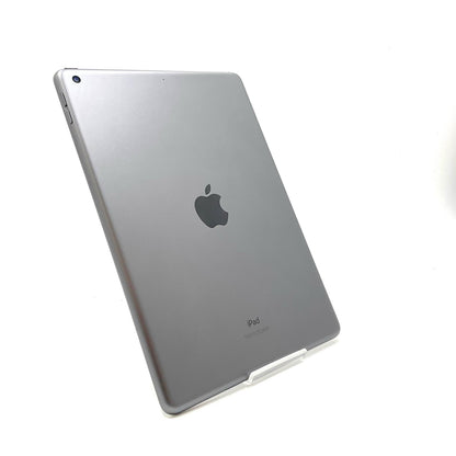 【全額返金保証】【最速発送】Apple iPad iPad 10.2インチ 第9世代 64GB スペースグレイ Wi-Fi 美品 動作確認済