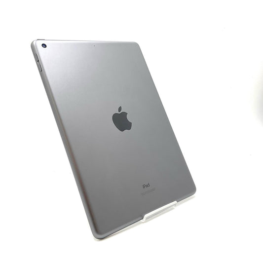 【全額返金保証】【最速発送】Apple iPad iPad 10.2インチ 第9世代 64GB スペースグレイ Wi-Fi 美品 動作確認済