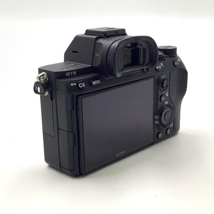 【全額返金保証】【最速発送】Sony デジタル一眼 α7 III ILCE-7M3 ボディ ブラック 美品 動作確認済