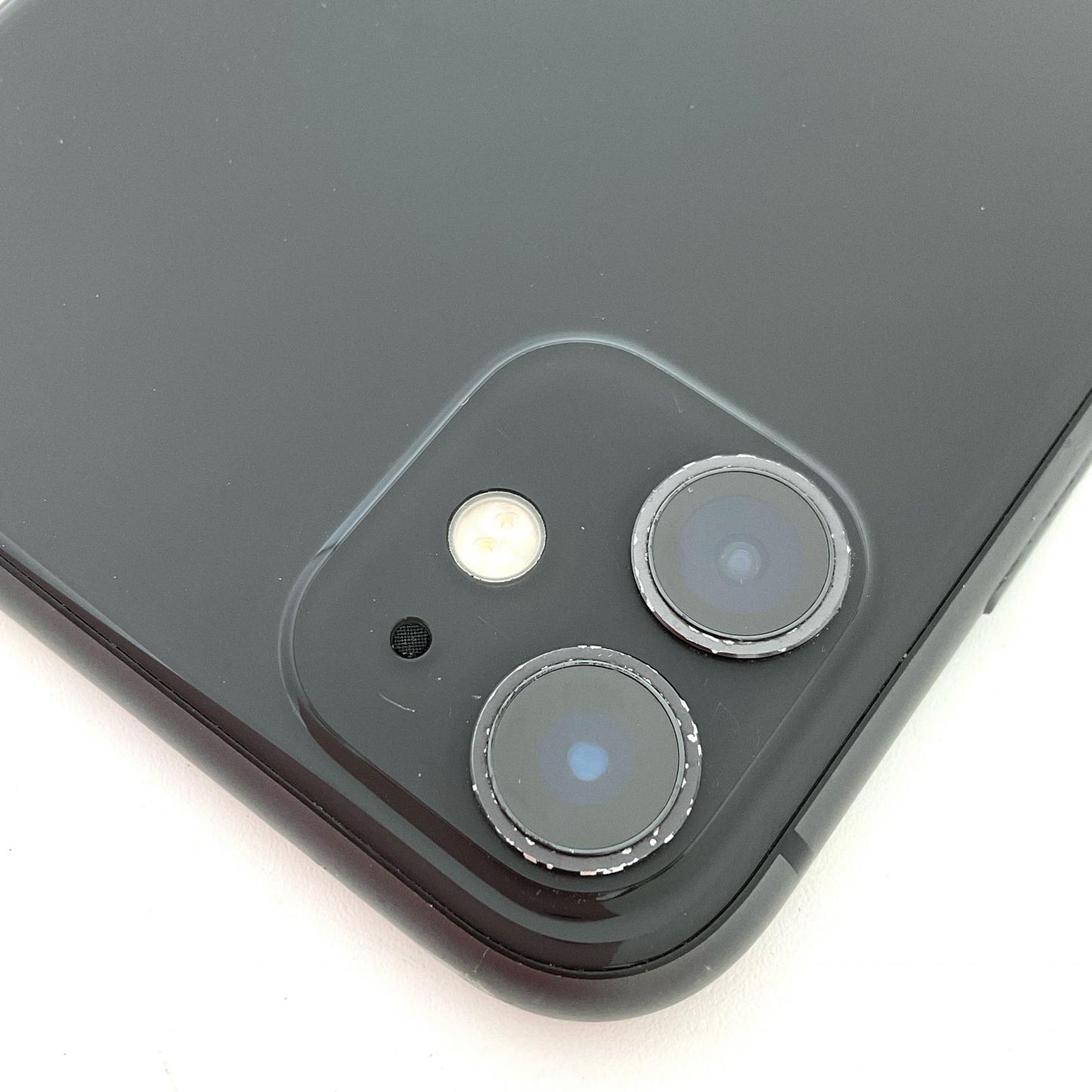【全額返金保証】【最速発送】Apple iPhone iPhone 11 128GB ブラック Softbank 白ロム 動作確認済 72%