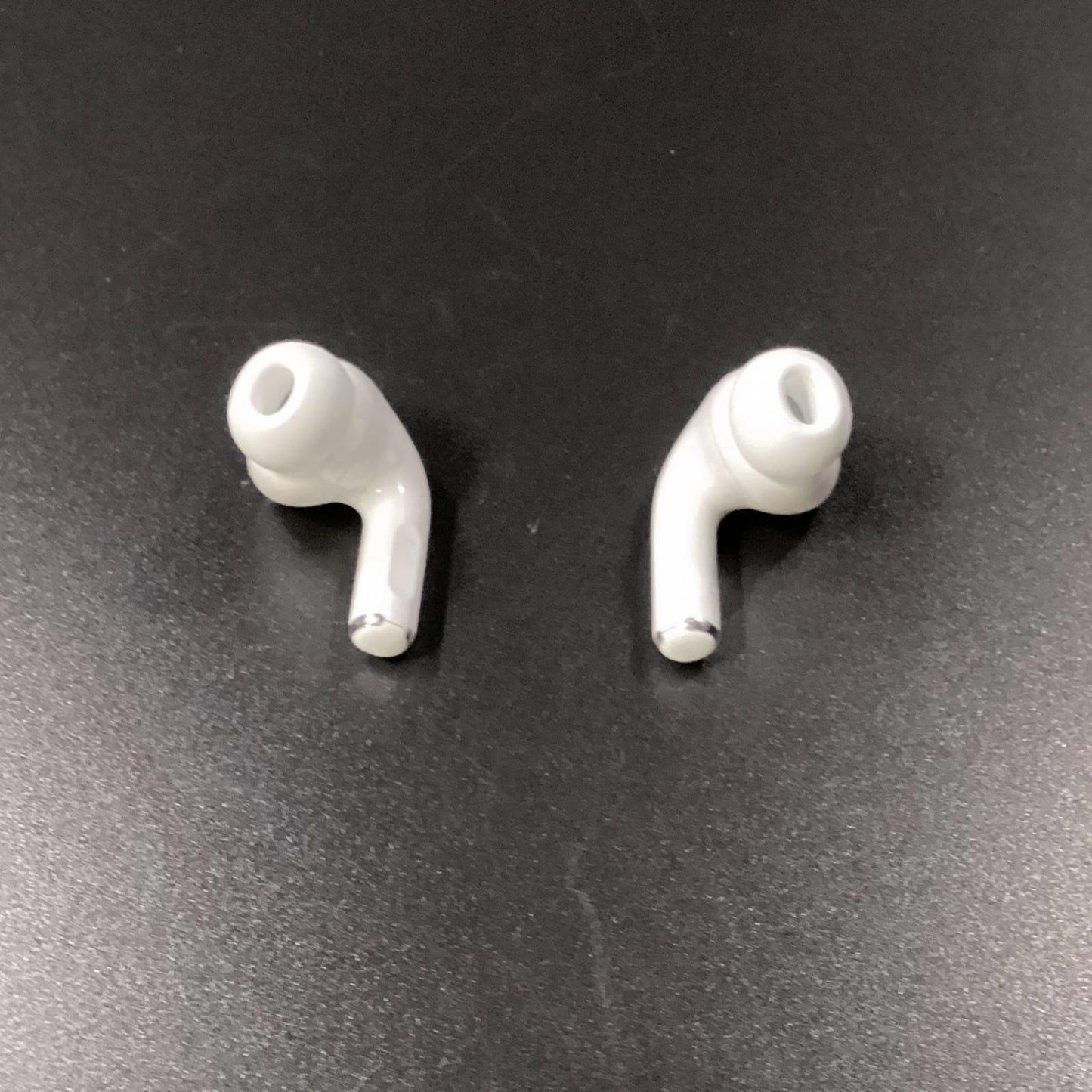 【全額返金保証】【最速発送】Apple AirPods Pro 2 MQD83J/A 動作確認済
