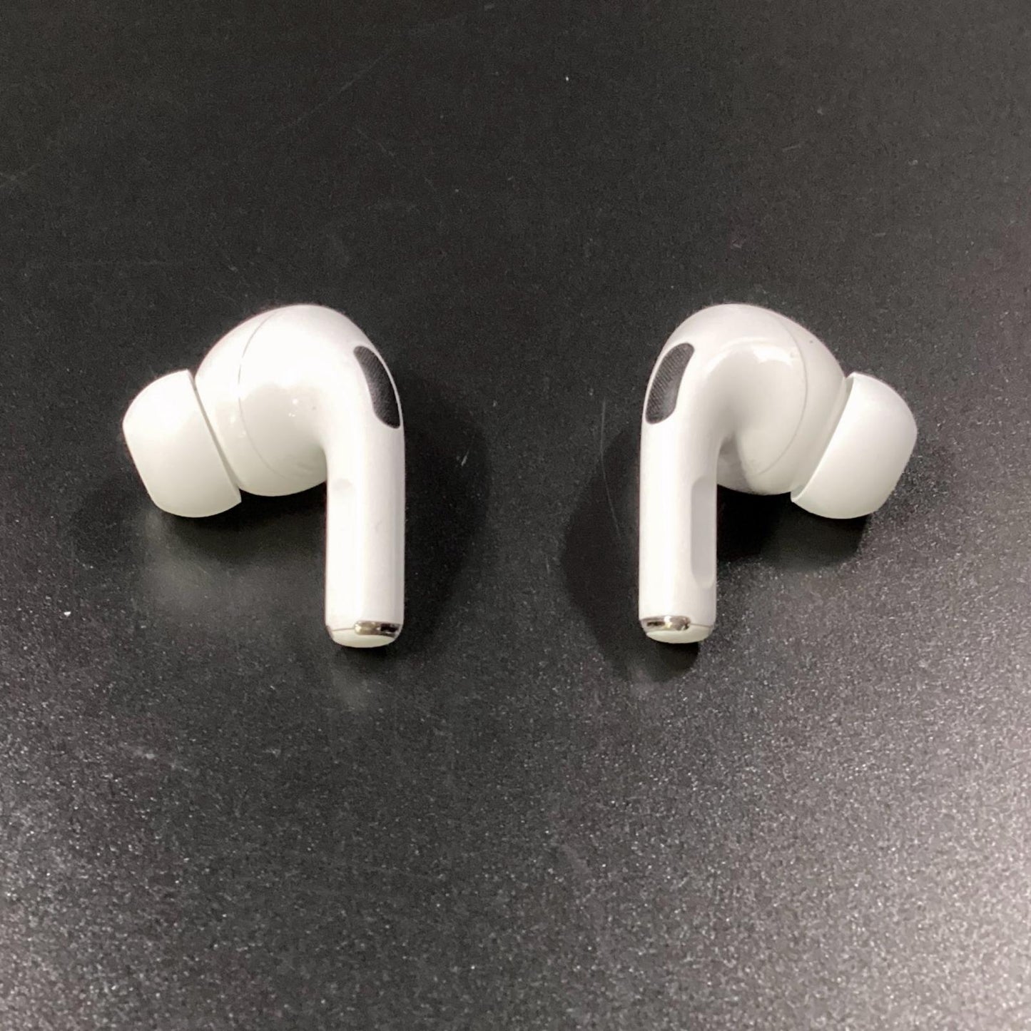 【全額返金保証】【最速発送】Apple AirPods Pro 2 MQD83J/A 動作確認済