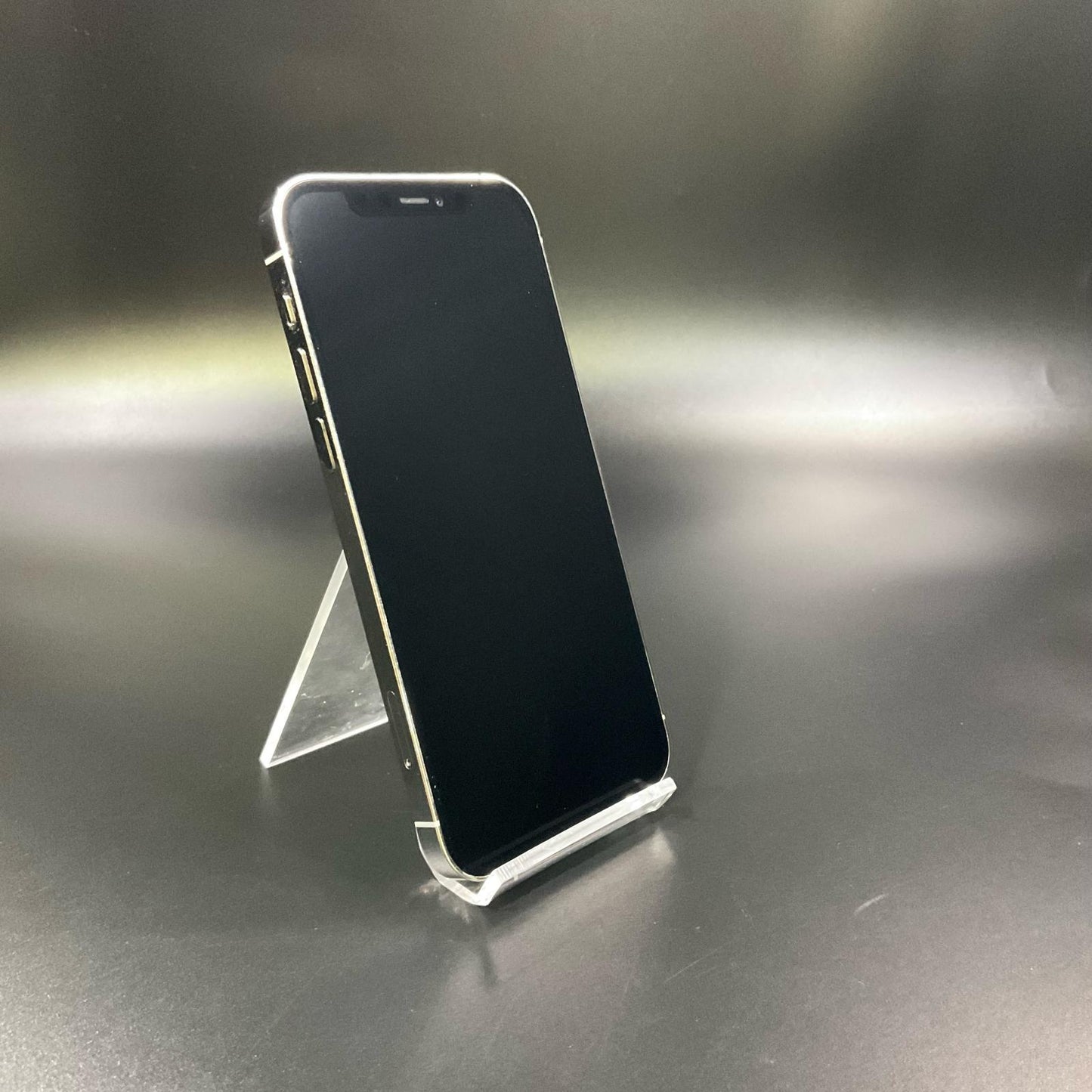 【全額返金保証】【最速発送】Apple iPhone iPhone 12 Pro 256GB シルバー au 白ロム 動作確認済 82%