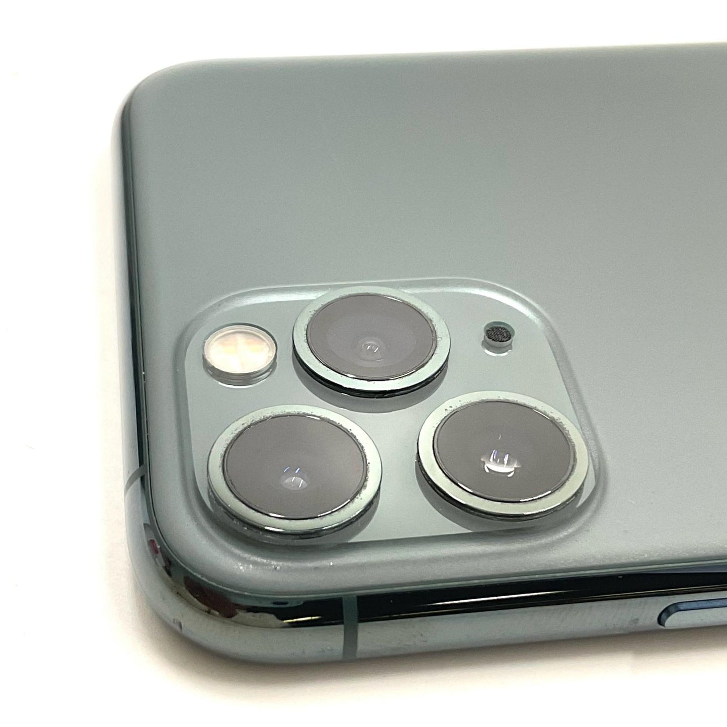 【全額返金保証】【最速発送】Apple iPhone iPhone 11 Pro 256GB ミッドナイトグリーン Softbank 白ロム 動作確認済 66%