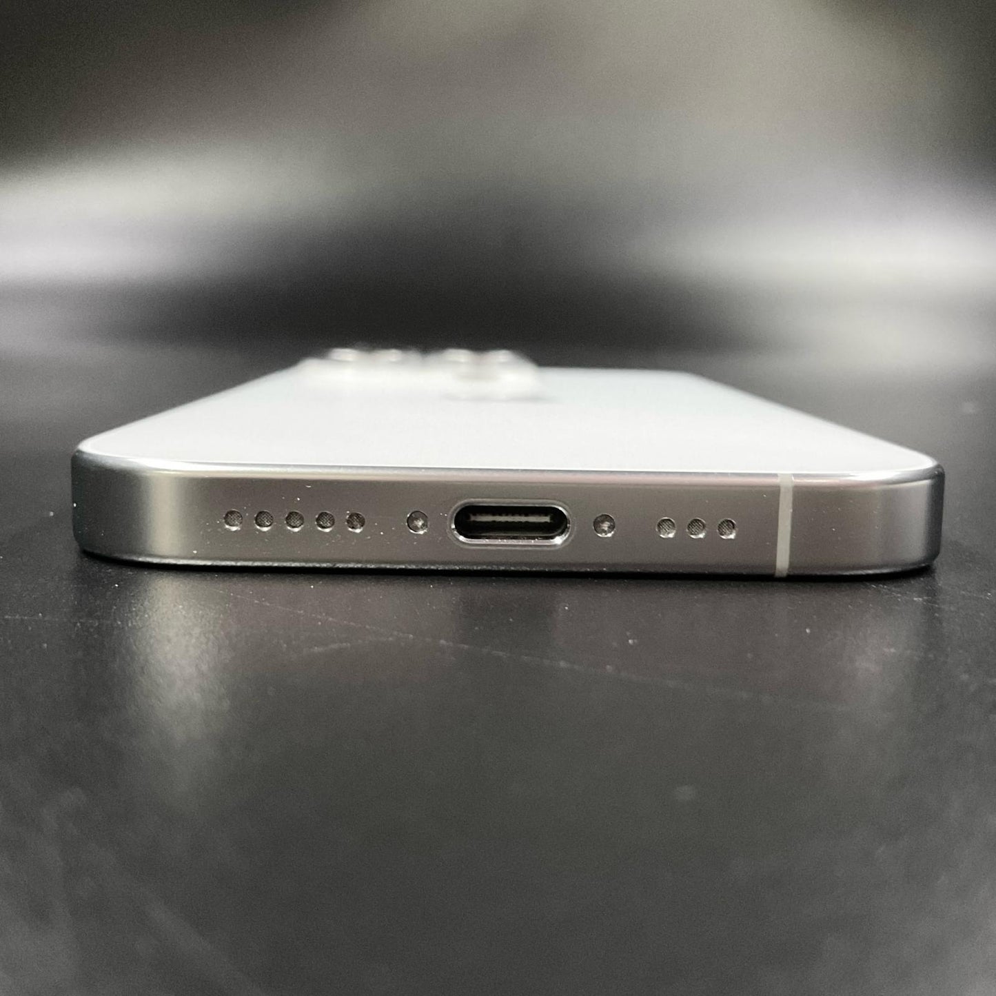 【全額返金保証】【最速発送】Apple iPhone iPhone 16 Pro 256GB ホワイトチタニウム SIMフリー 白ロム 美品 動作確認済 93%