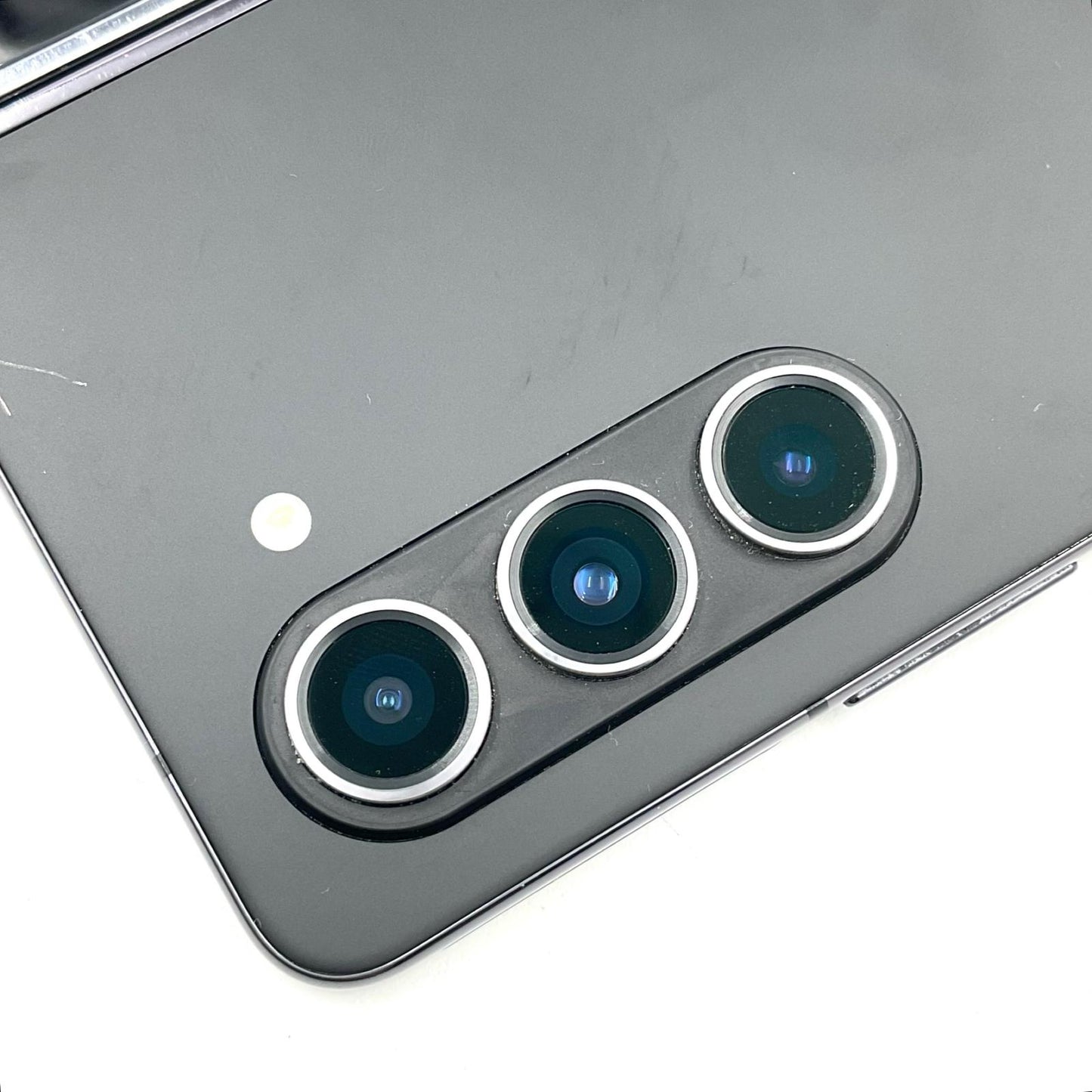 【全額返金保証】【最速発送】SAMSUNG Galaxy Z　Field5　 1TB ファントムブラック au SIMフリー SCG22 動作確認済