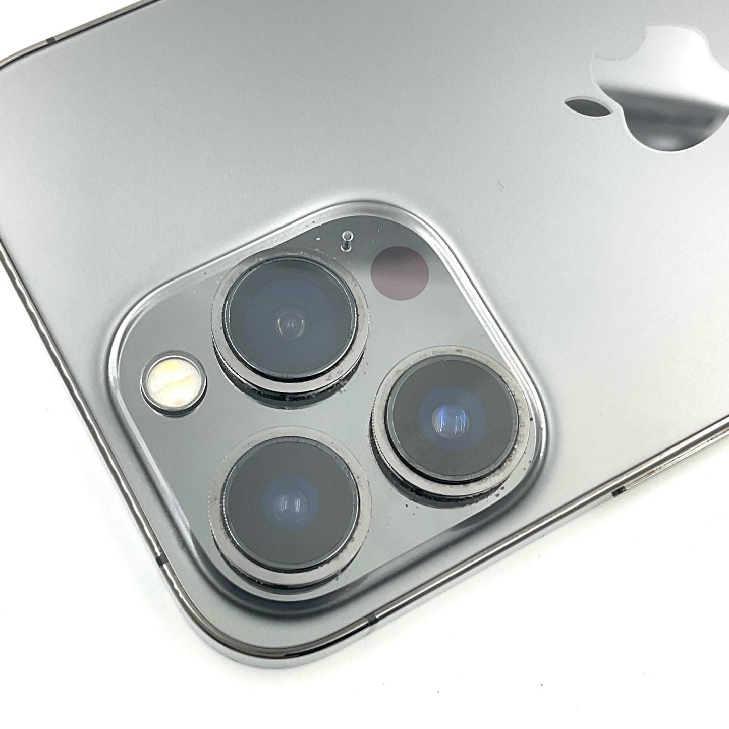 【全額返金保証】【最速発送】Apple iPhone iPhone 13 Pro 128GB グラファイト au SIMフリー 白ロム 動作確認済 76%