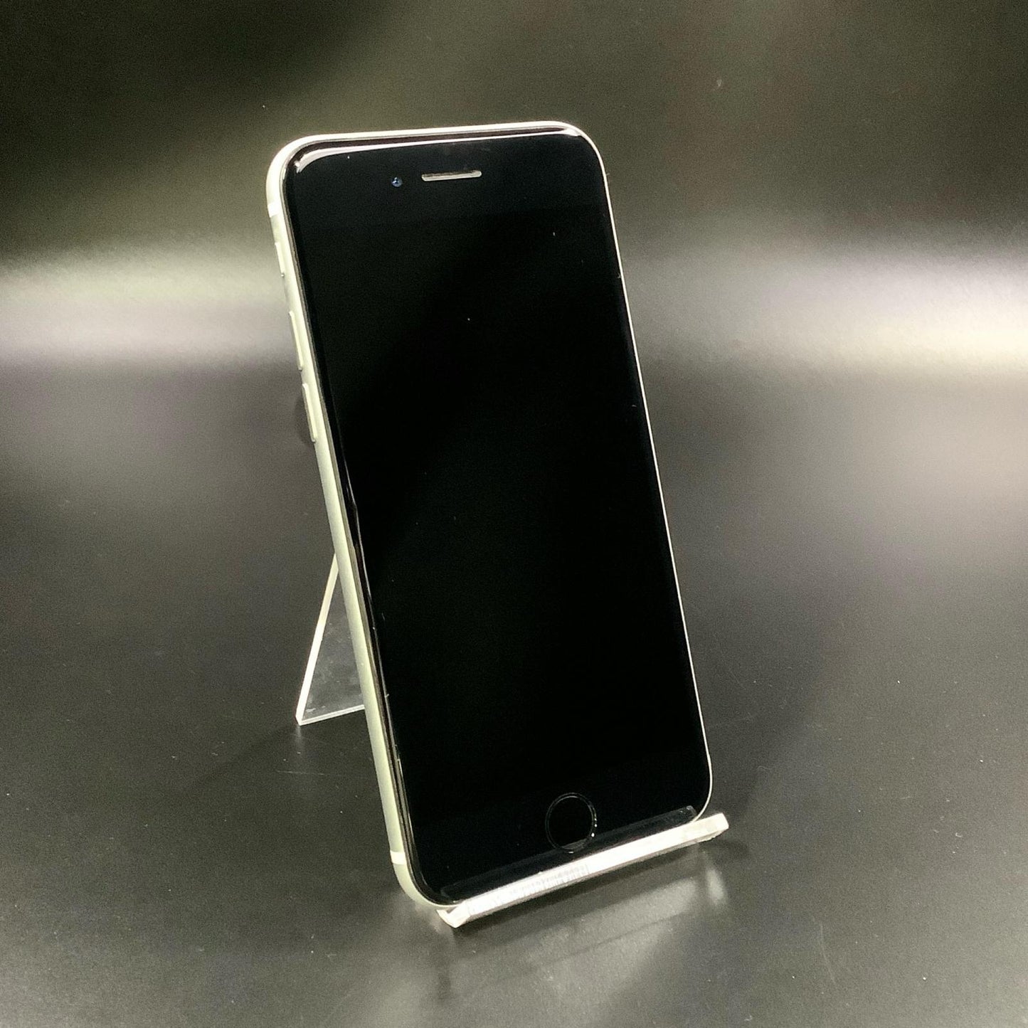 【全額返金保証】【最速発送】Apple iPhone iPhone SE（第2世代） 64GB ホワイト SIMフリー 白ロム 動作確認済 81%