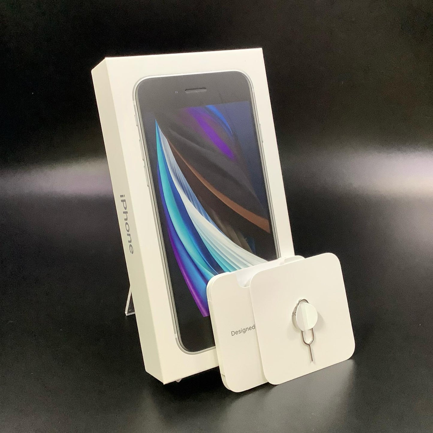 【全額返金保証】【最速発送】Apple iPhone iPhone SE（第2世代） 64GB ホワイト SIMフリー 白ロム 動作確認済 81%