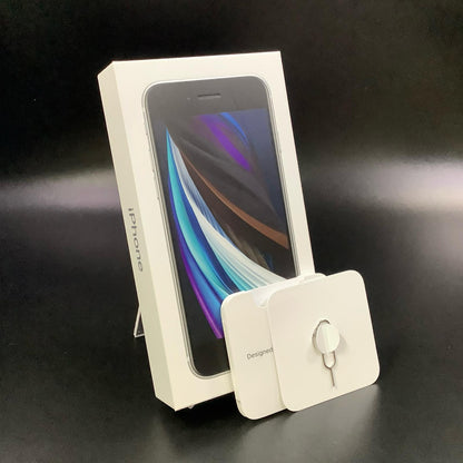 【全額返金保証】【最速発送】Apple iPhone iPhone SE（第2世代） 64GB ホワイト SIMフリー 白ロム 動作確認済 81%