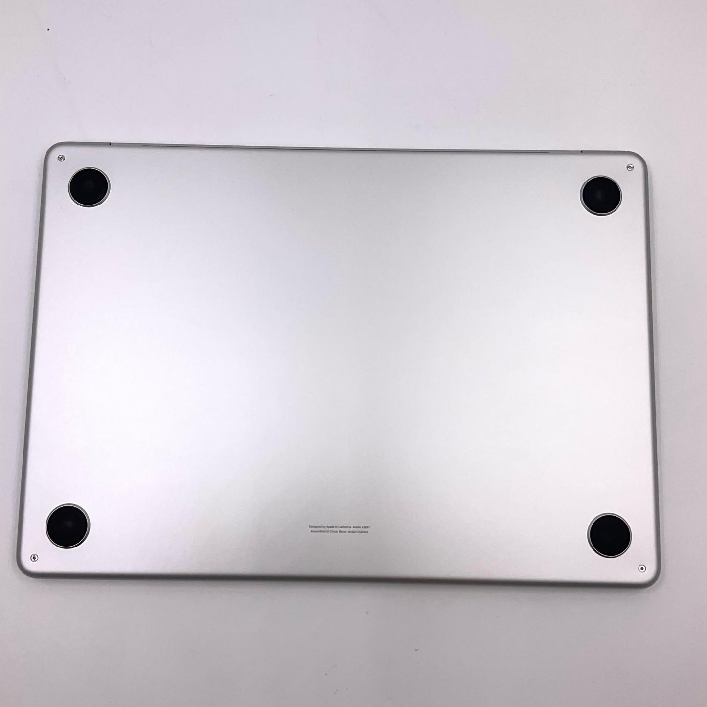 【全額返金保証】【最速発送】Apple MacBook Air 13.6インチ 2022 Apple M2 8GB SSD 256GB シルバー 96.9% 美品 動作確認済