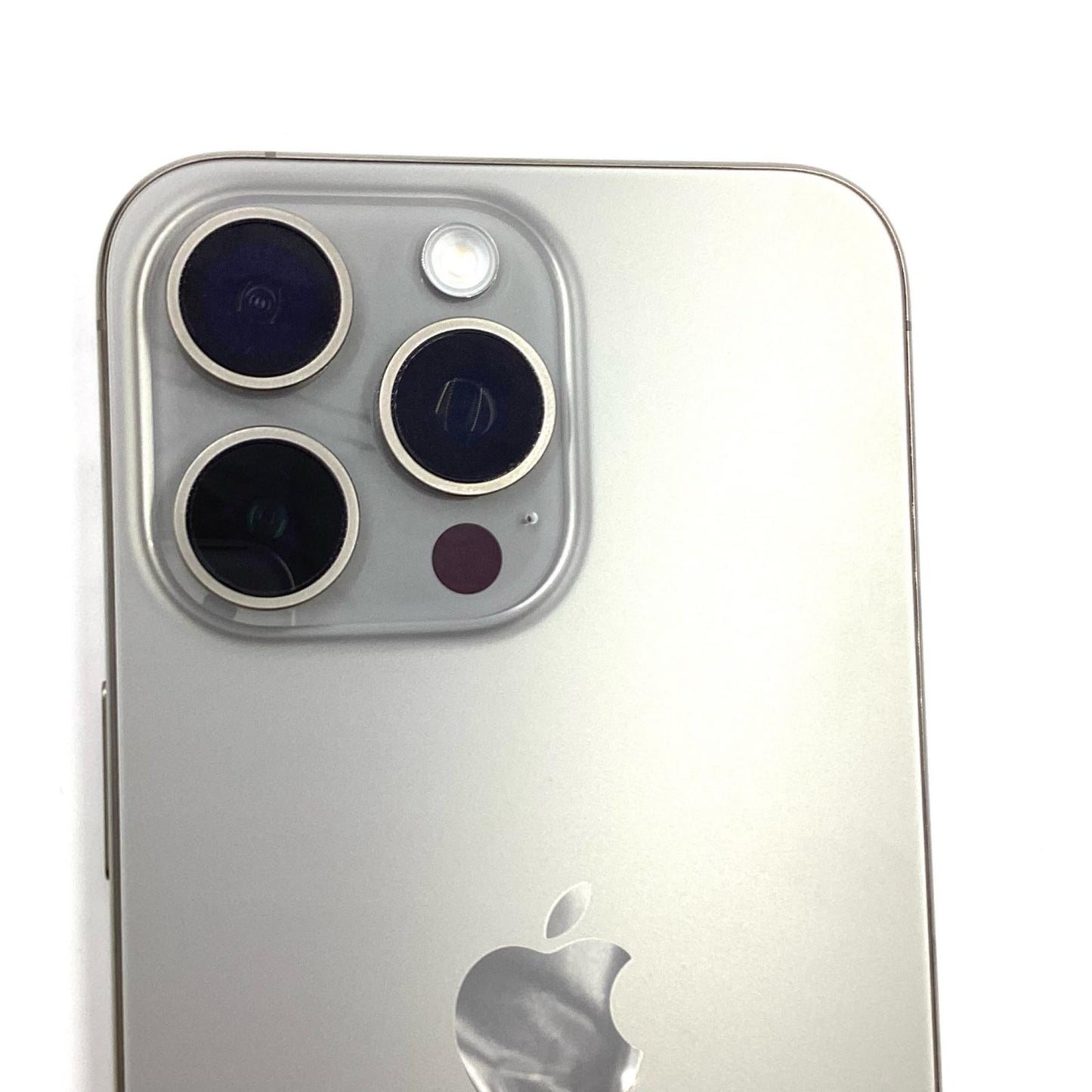 【全額返金保証】【最速発送】Apple iPhone iPhone 15 Pro Max 256GB ナチュラルチタニウム SIMフリー 白ロム 動作確認済 86%