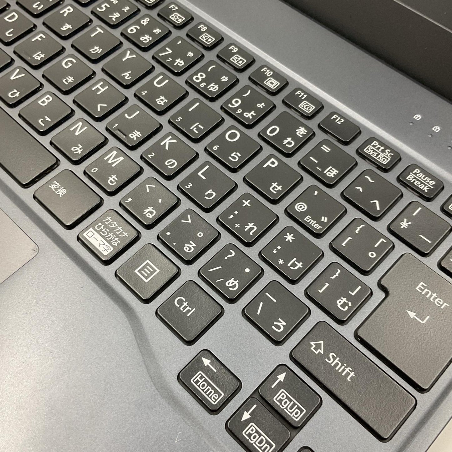 【全額返金保証】【最速発送】FUJITSU LIFEBOOK U FMVU14006 Intel(R) Core(TM) i5-8350U CPU @ 1.70GHz 8GB SSD 256GB 88.1% 動作確認済