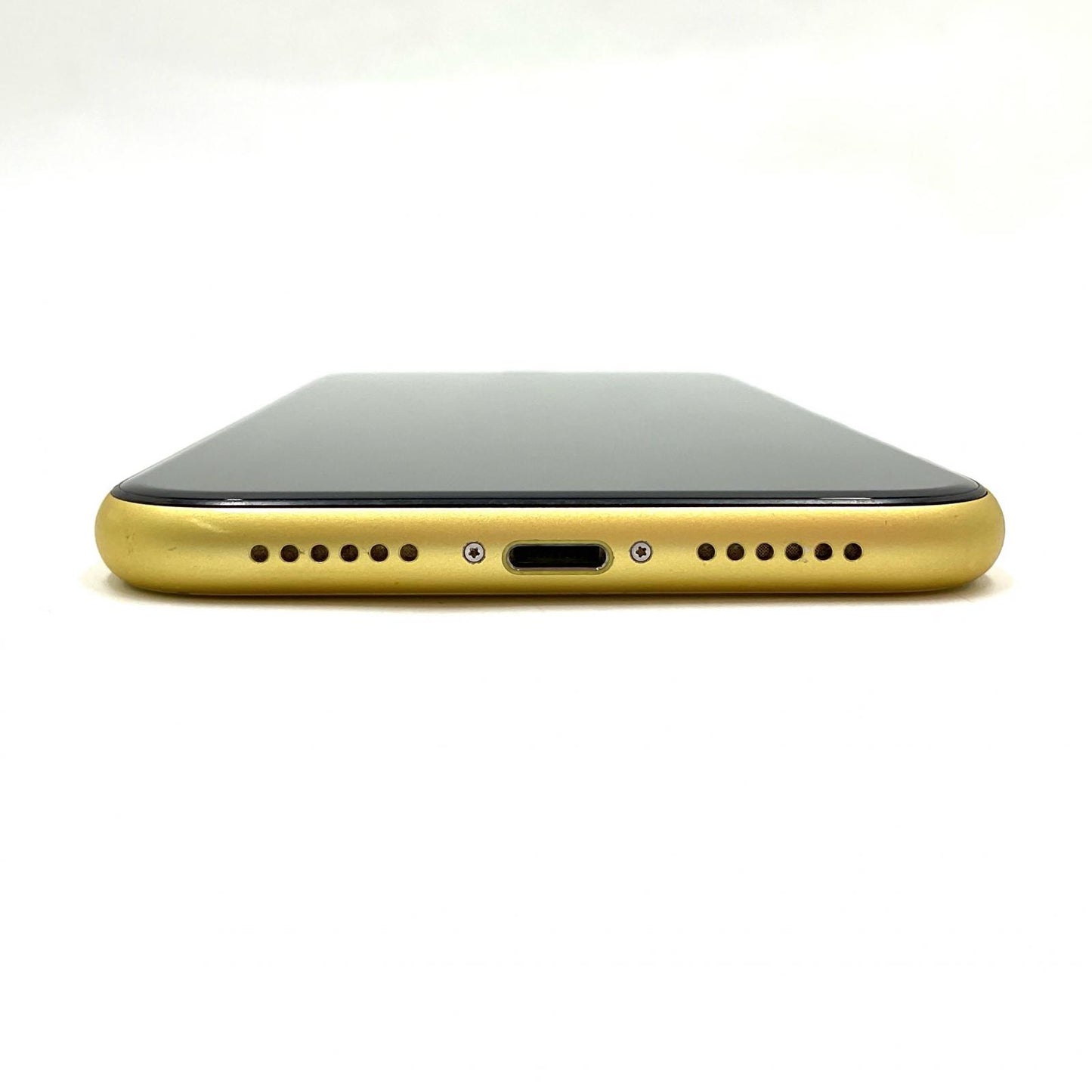 【全額返金保証】【最速発送】Apple iPhone iPhone 11 64GB イエロー docomo 白ロム 動作確認済 81%
