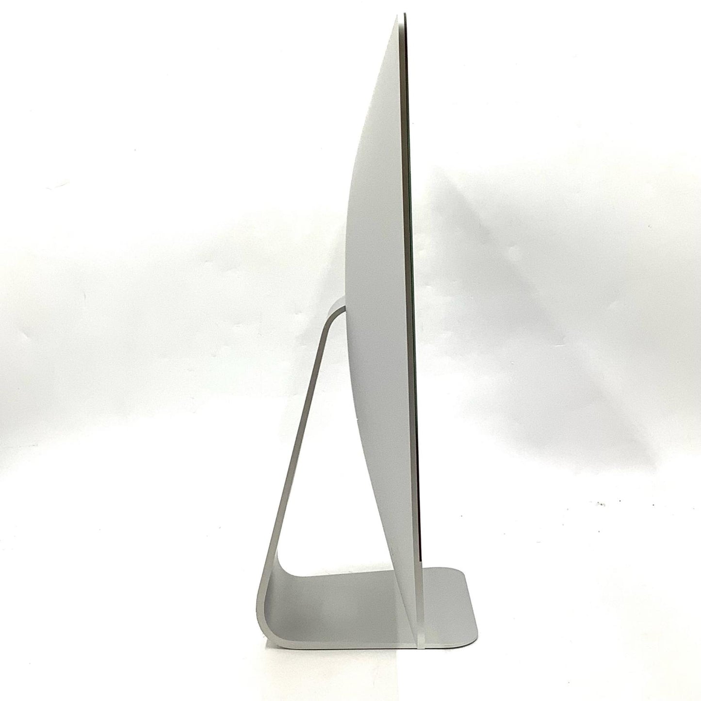 【最速発送】Apple iMac 21.5インチ Intel Core i7 3.2GHz 16GB フュージョンドライブ 1TB シルバー【難有】
