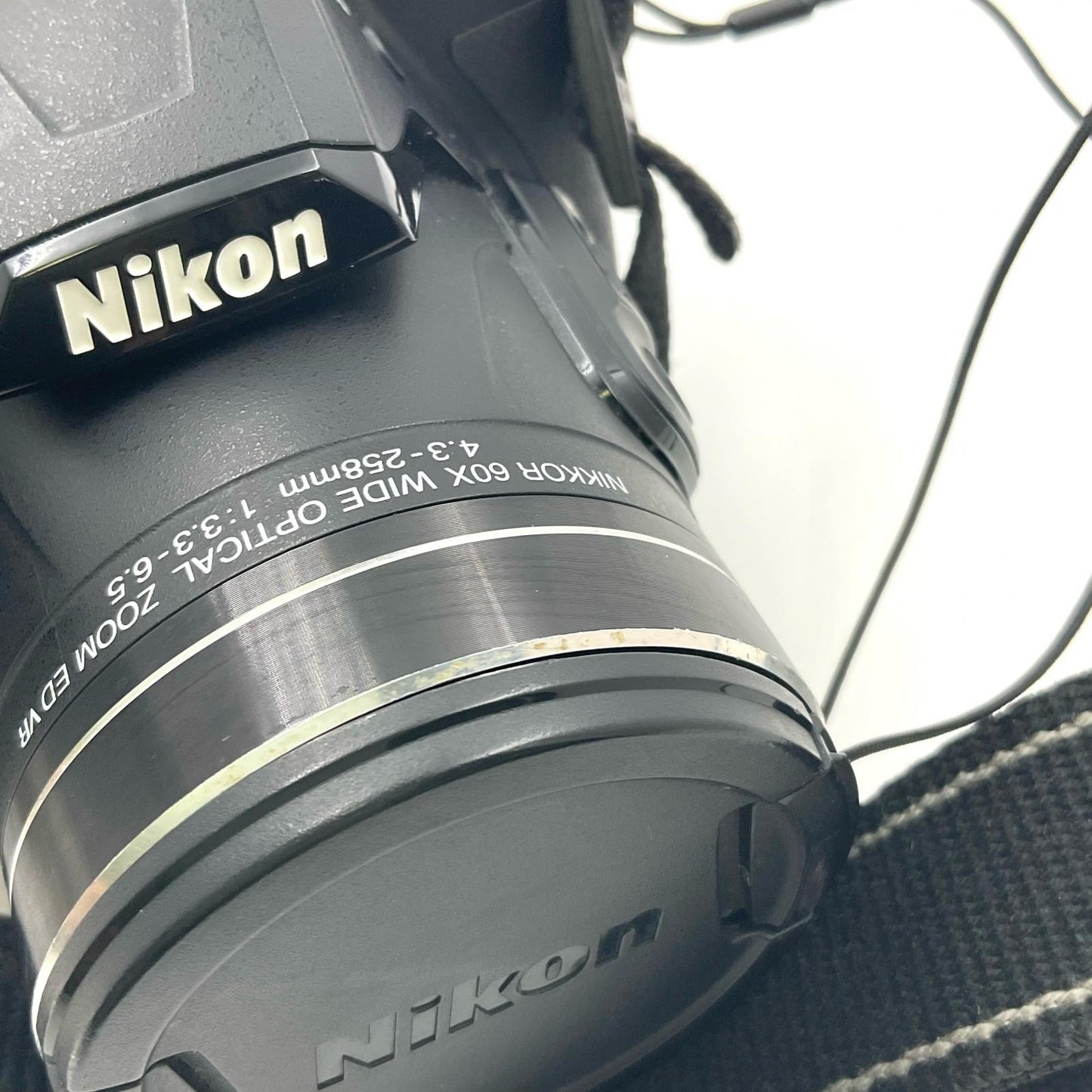 【全額返金保証】【最速発送】Nikon コンパクトデジタルカメラ COOLPIX B700 ブラック 動作確認済