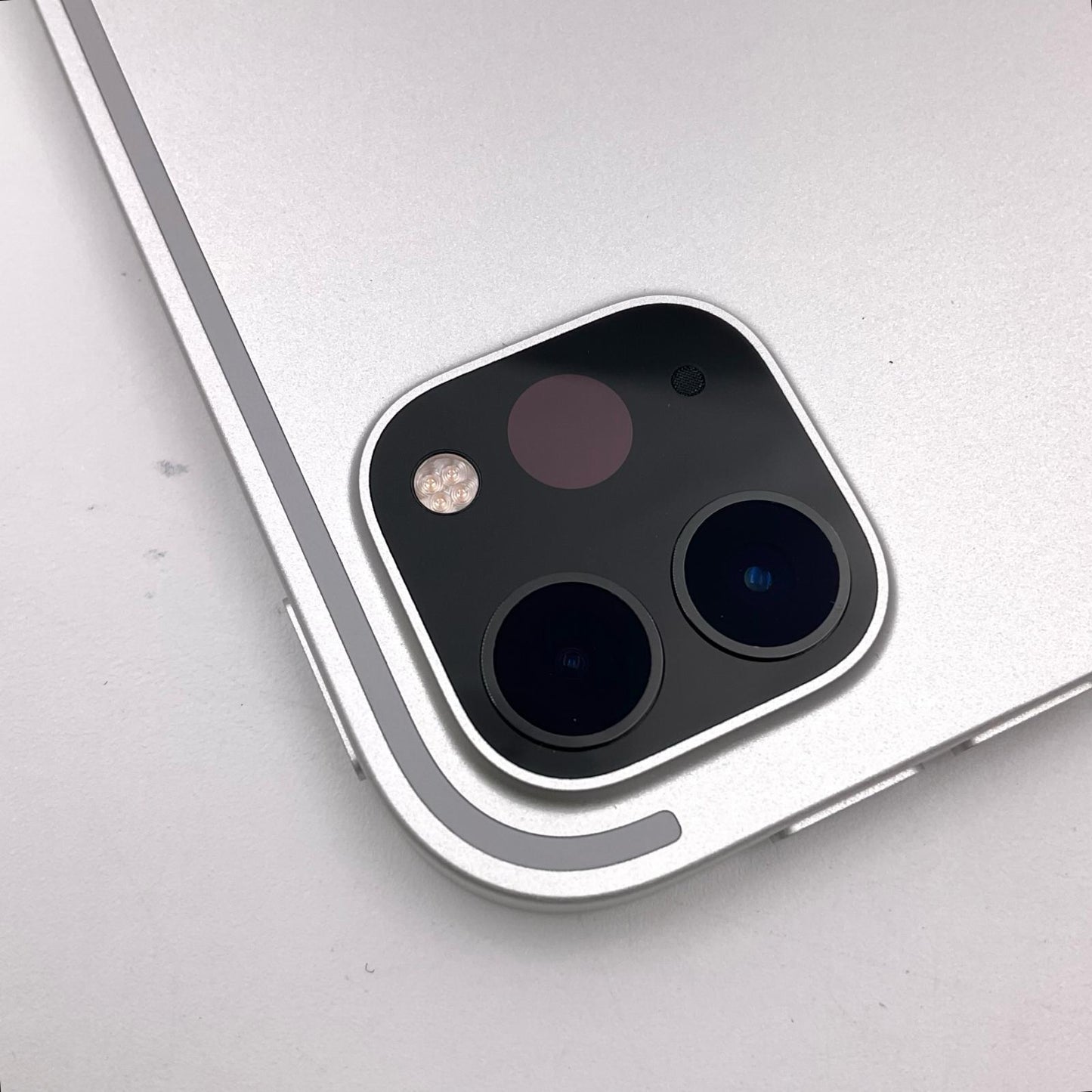 【全額返金保証】【最速発送】Apple iPad Pro 11インチ 第2世代 256GB シルバー Wi-Fi 美品 動作確認済