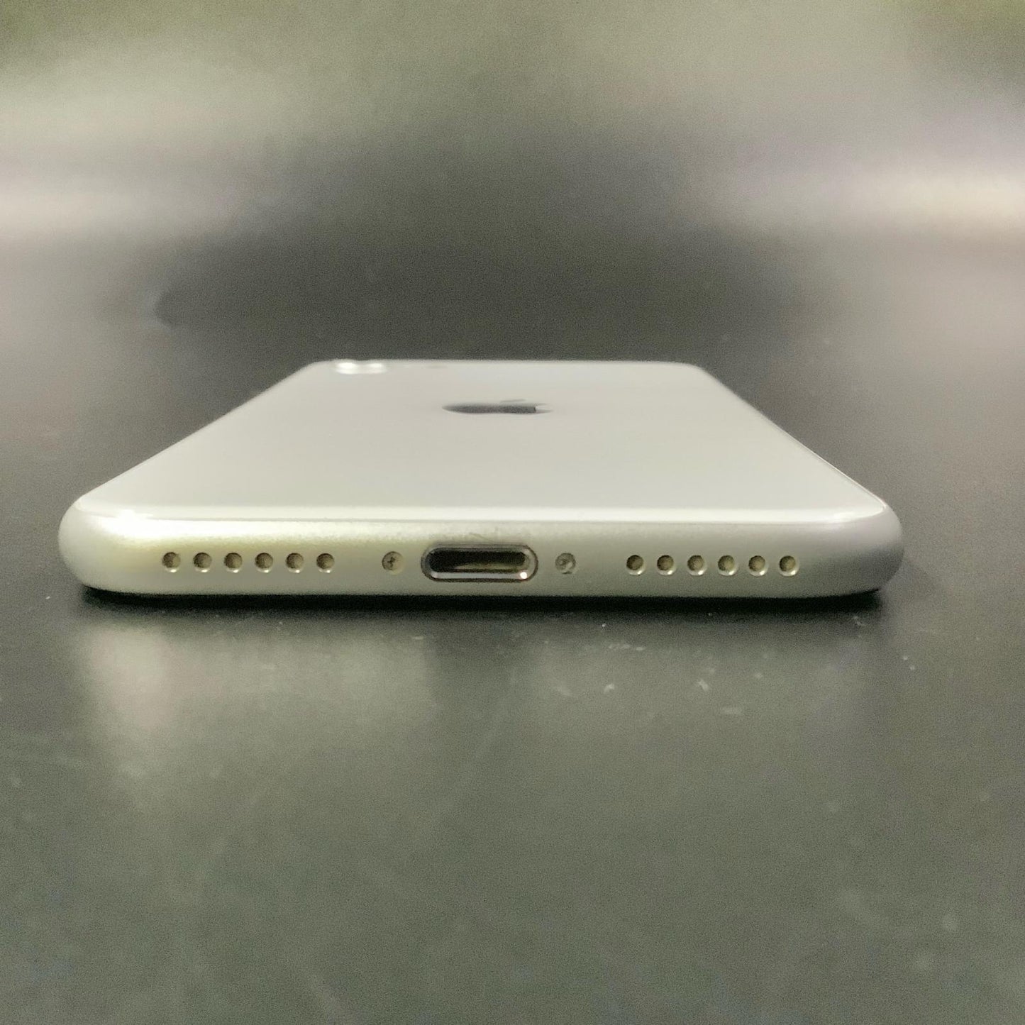 【全額返金保証】【最速発送】Apple iPhone iPhone SE（第2世代） 64GB ホワイト SIMフリー 白ロム 動作確認済