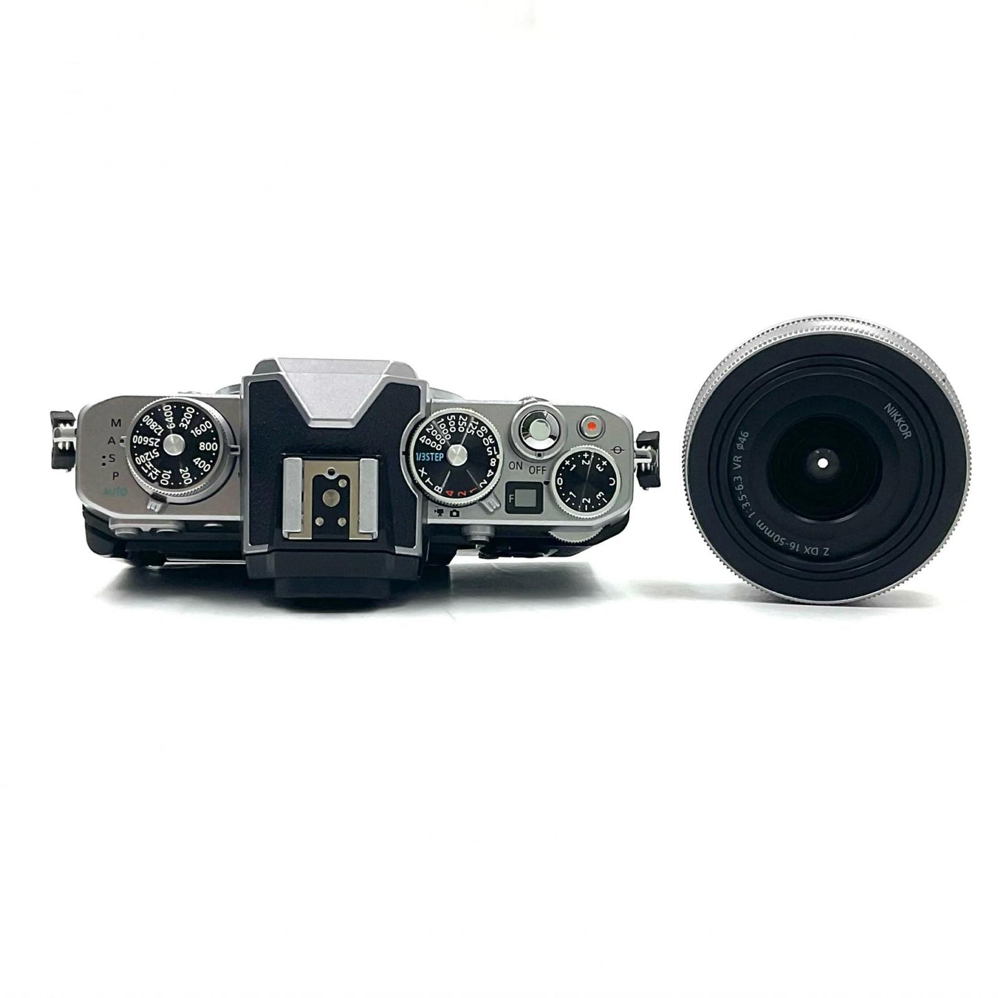 【全額返金保証】【最速発送】Nikon デジタル一眼 Z fc 16-50 VR レンズキット シルバー 美品 動作確認済