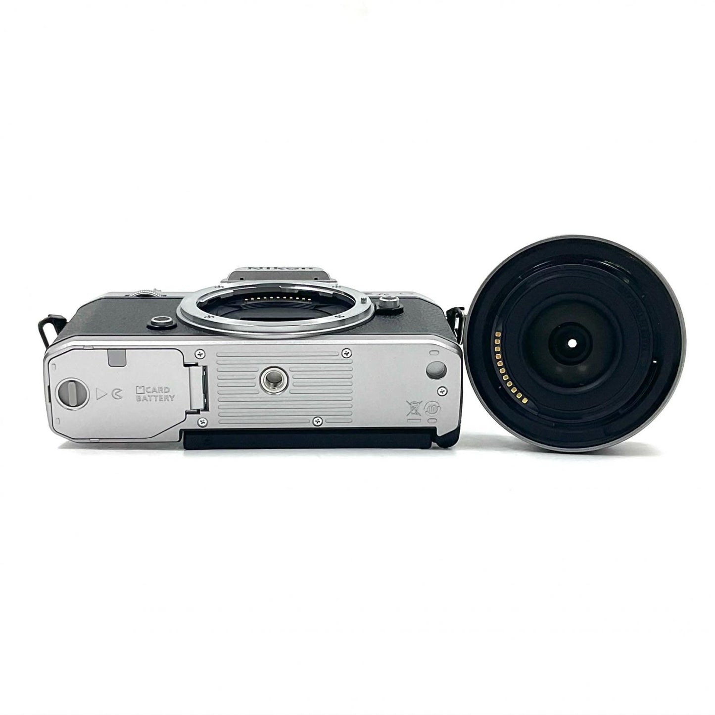 【全額返金保証】【最速発送】Nikon デジタル一眼 Z fc 16-50 VR レンズキット シルバー 美品 動作確認済