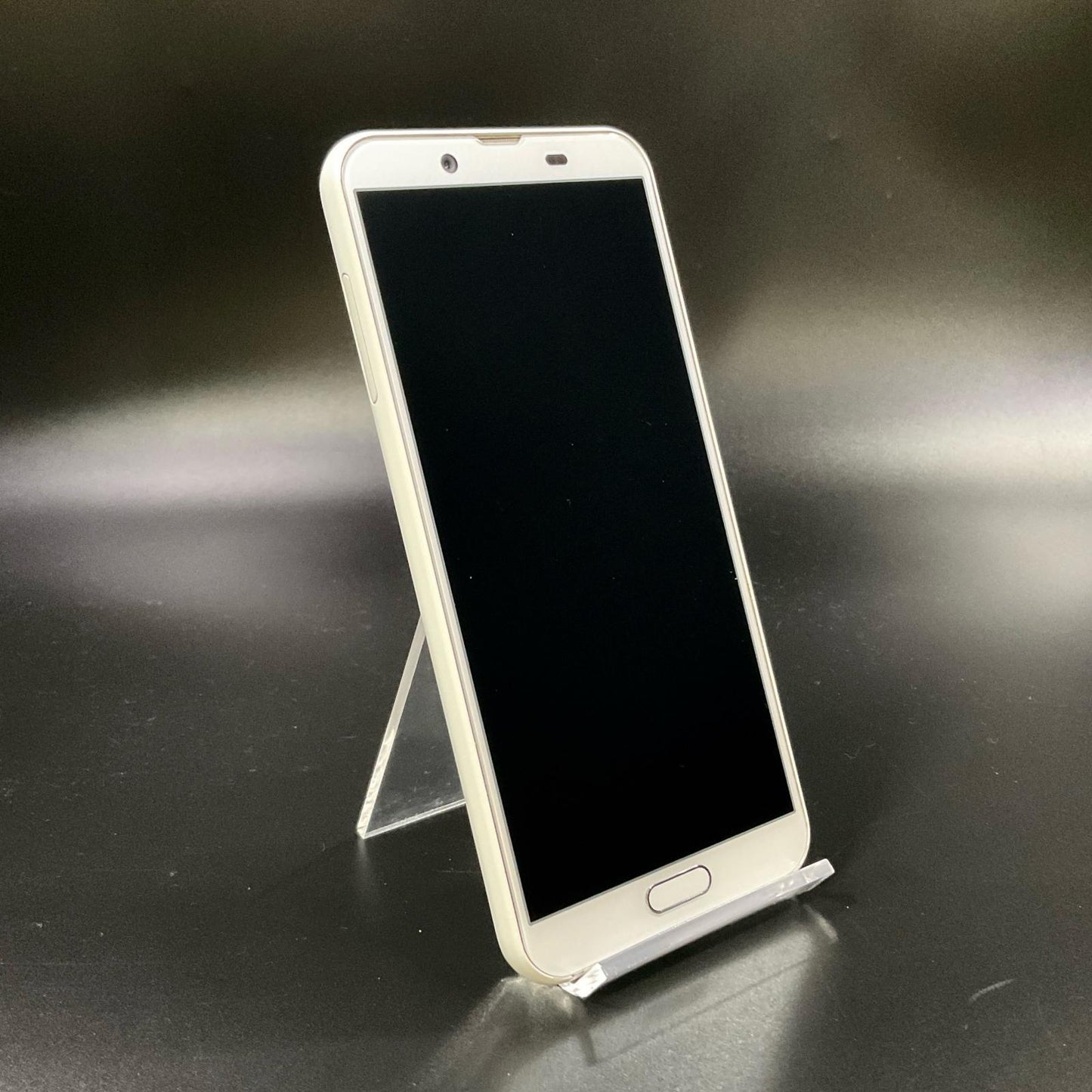 【全額返金保証】【最速発送】SHARP AQUOS sense2 32GB シルキーホワイト docomo SH-01L 白ロム 動作確認済