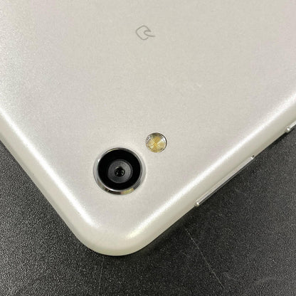 【全額返金保証】【最速発送】SHARP AQUOS sense2 32GB シルキーホワイト docomo SH-01L 白ロム 動作確認済