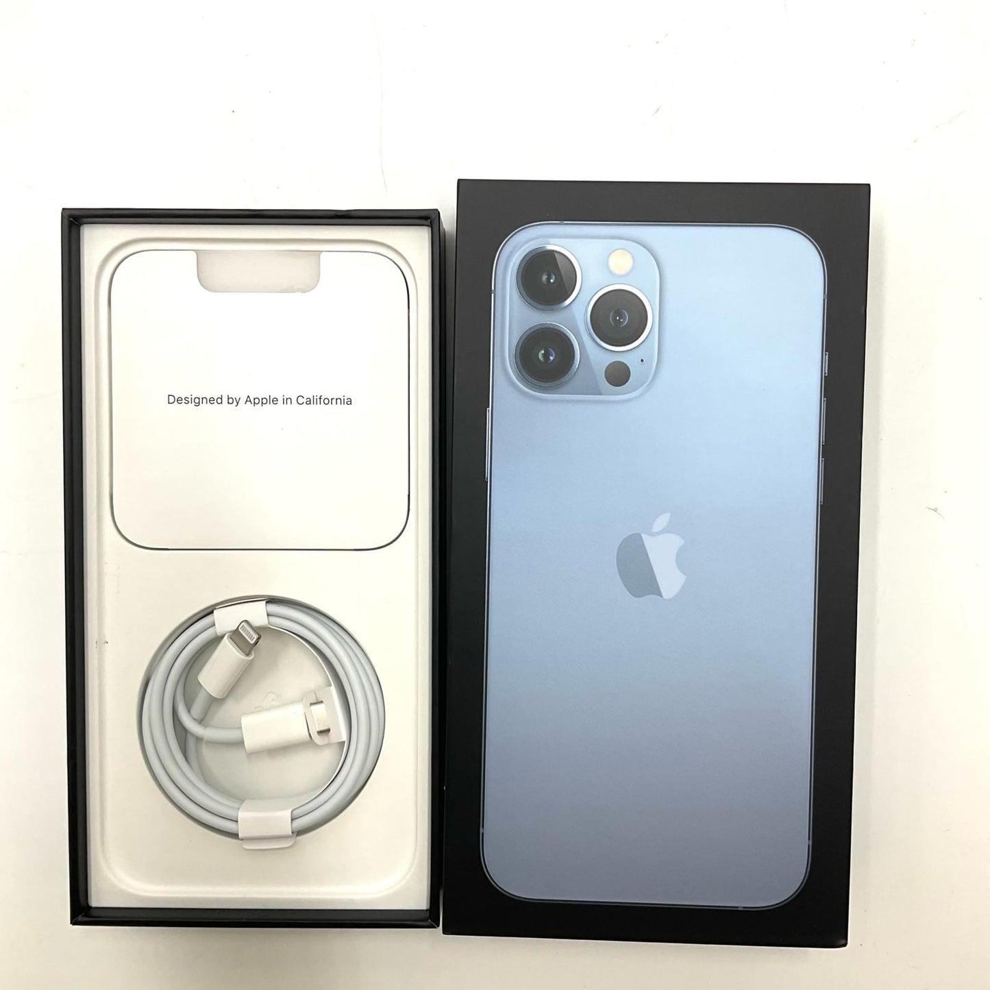 【全額返金保証】【最速発送】Apple iPhone iPhone 13 Pro Max 256GB シエラブルー docomo SIMフリー 白ロム 動作確認済 85%