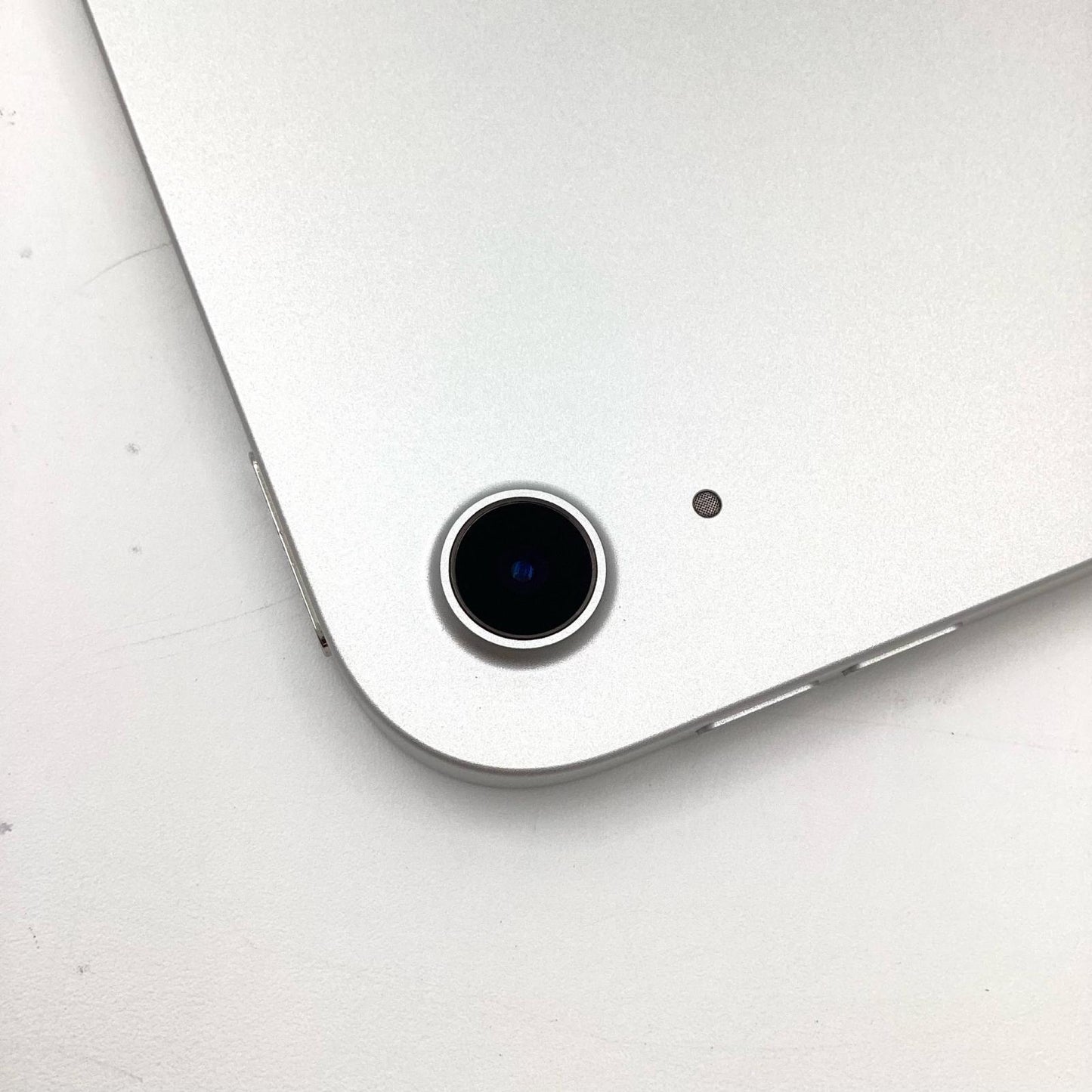 【全額返金保証】【最速発送】Apple iPad iPad 10.9インチ 第10世代 256GB シルバー Wi-Fi 動作確認済