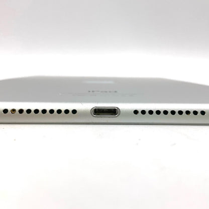 【全額返金保証】【最速発送】Apple iPad mini 7.9インチ 第4世代 128GB シルバー Wi-Fi 動作確認済