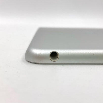【全額返金保証】【最速発送】Apple iPad mini 7.9インチ 第4世代 128GB シルバー Wi-Fi 動作確認済