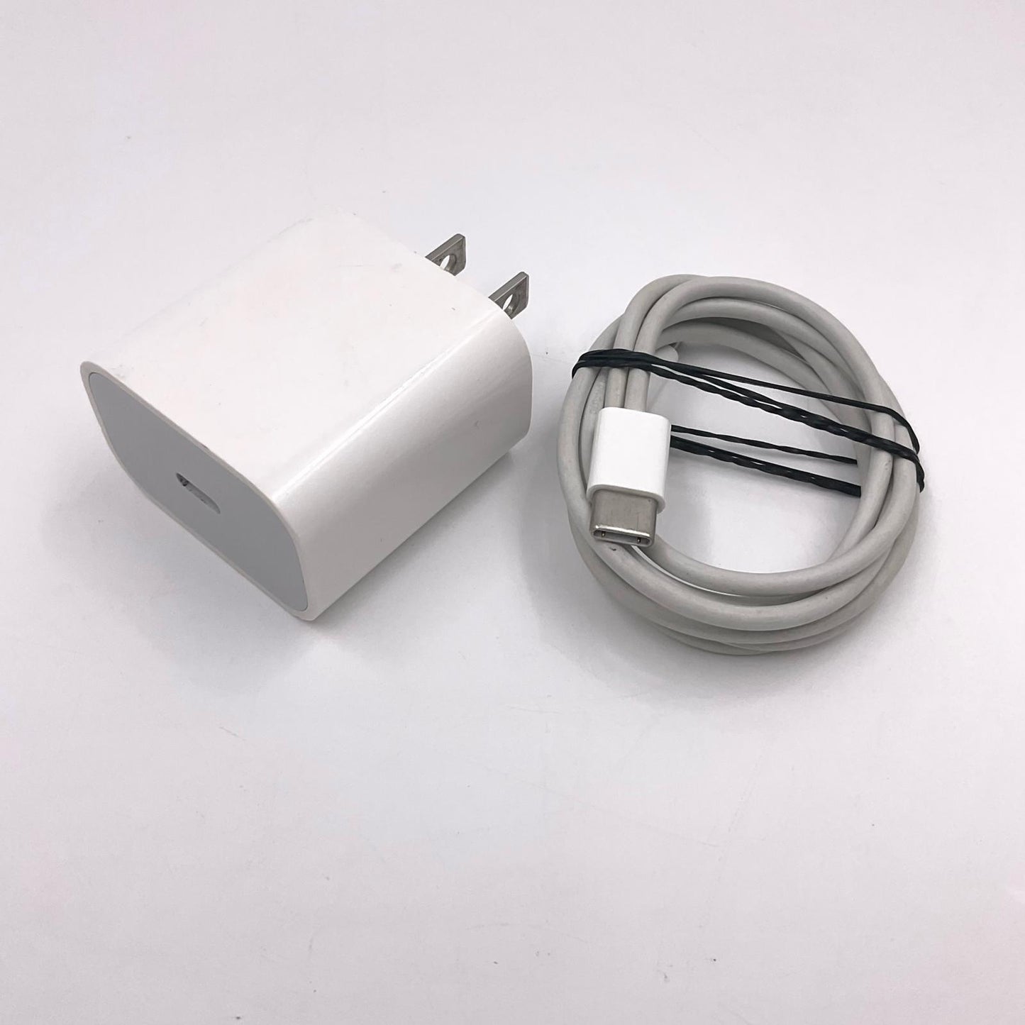 【全額返金保証】【最速発送】Apple iPad mini 8.3インチ 第6世代 64GB パープル Wi-Fi 美品 動作確認済
