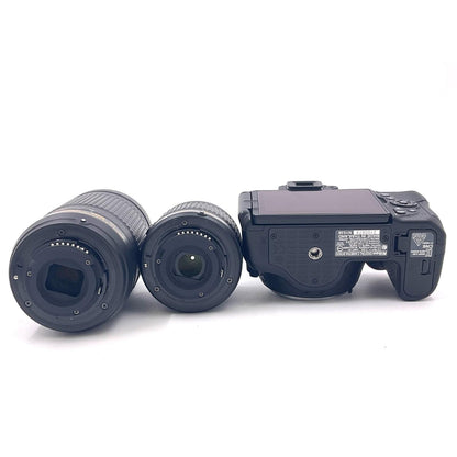 【全額返金保証】【最速発送】Nikon デジタル一眼 D5600 ダブルズームキット ブラック 美品 動作確認済